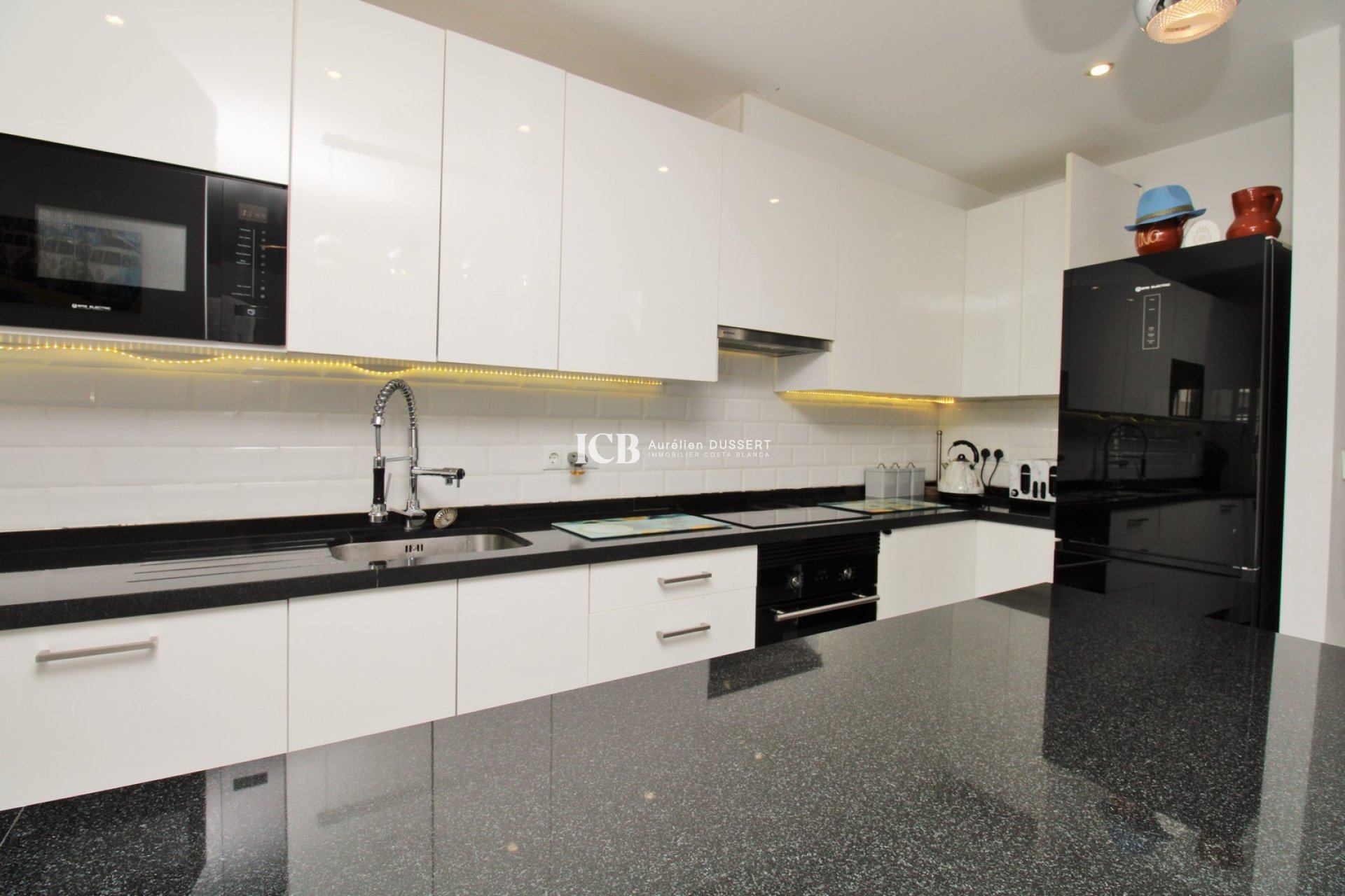 Resale - Townhouse -
Orihuela Costa - Villamartín
