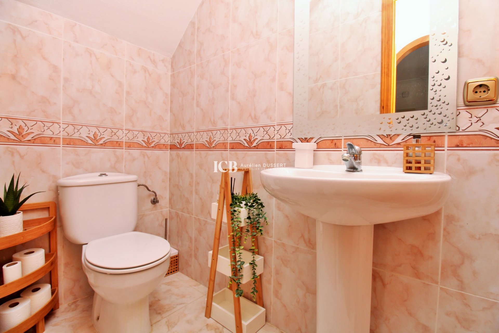 Resale - Townhouse -
Orihuela Costa - Villamartín