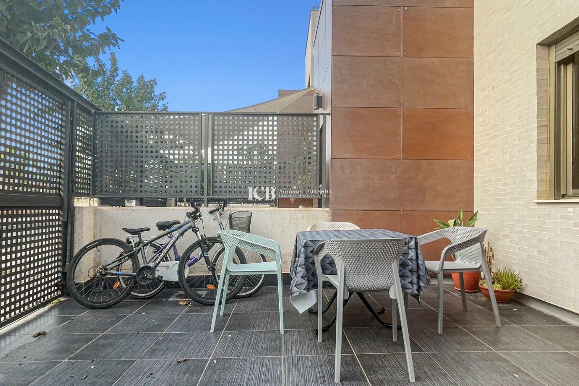 Resale - Townhouse -
Pilar de la Horadada - El Mojón