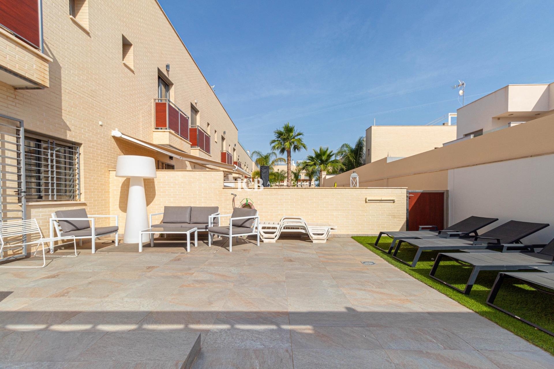 Resale - Townhouse -
Pilar de la Horadada - La Torre de la Horadada