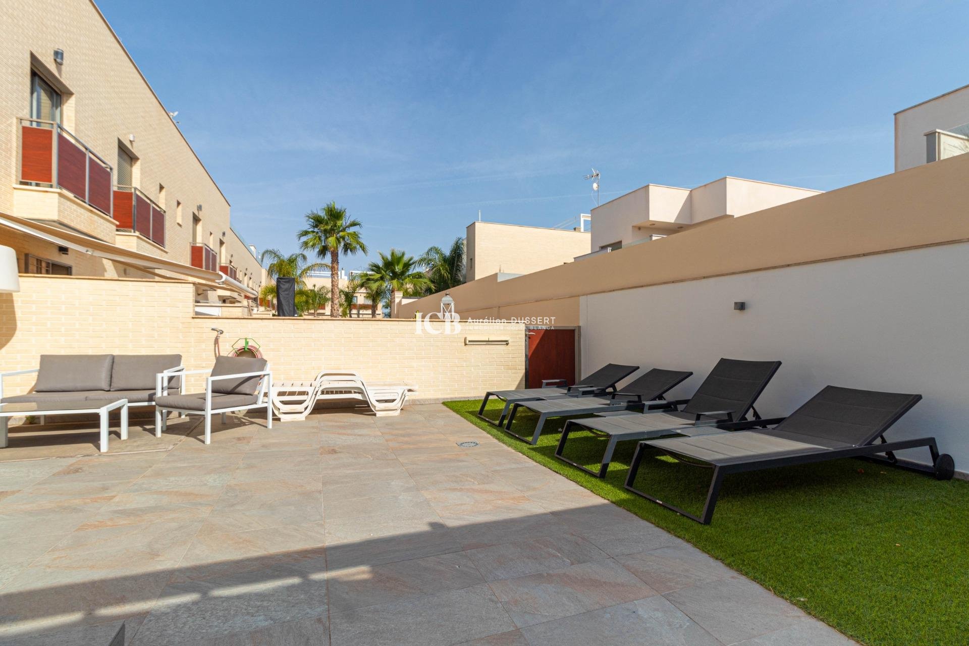 Resale - Townhouse -
Pilar de la Horadada - La Torre de la Horadada