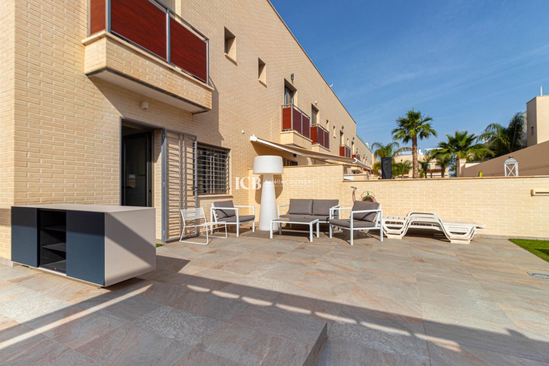 Resale - Townhouse -
Pilar de la Horadada - La Torre de la Horadada