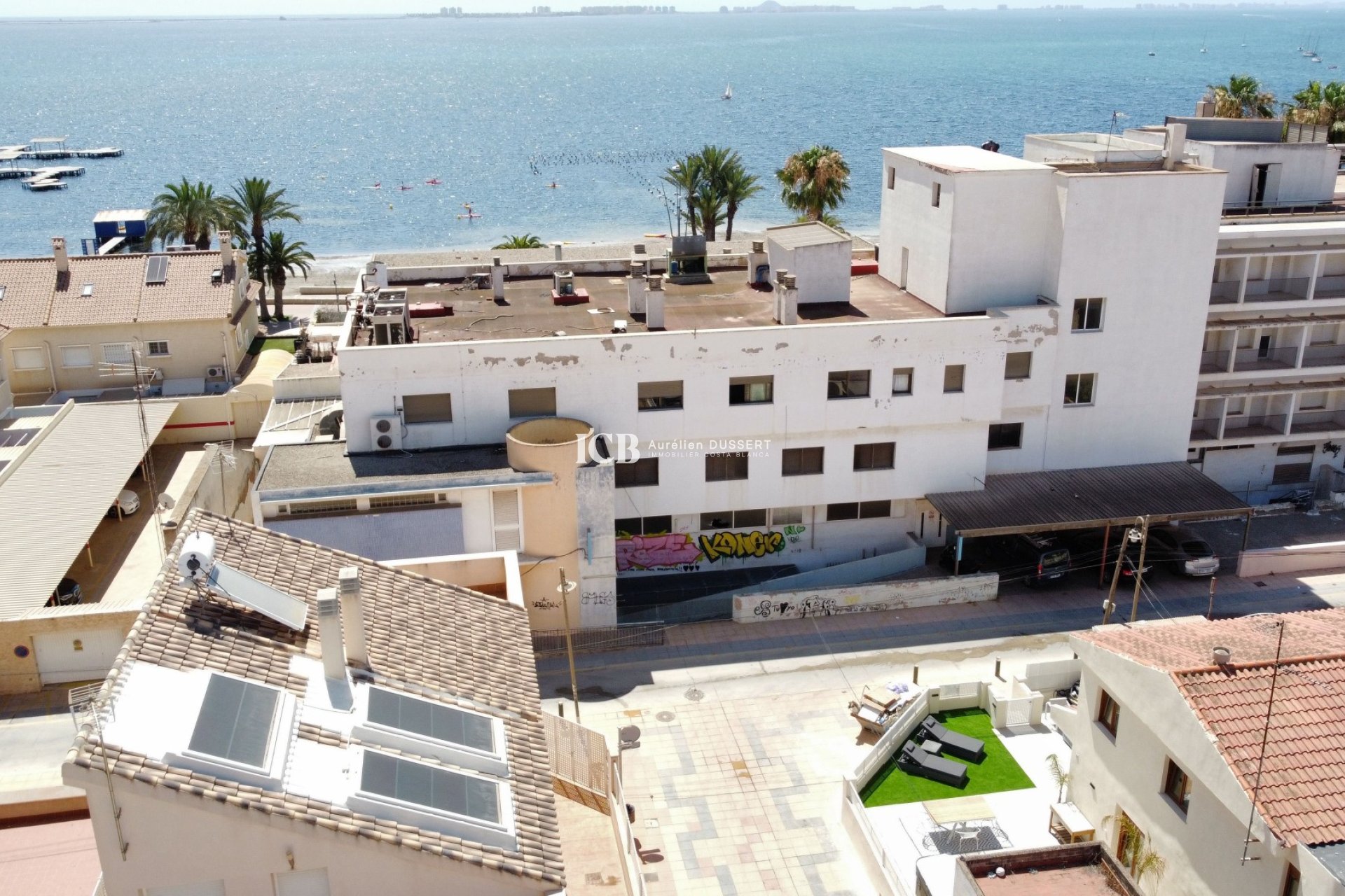 Resale - Townhouse -
San Javier