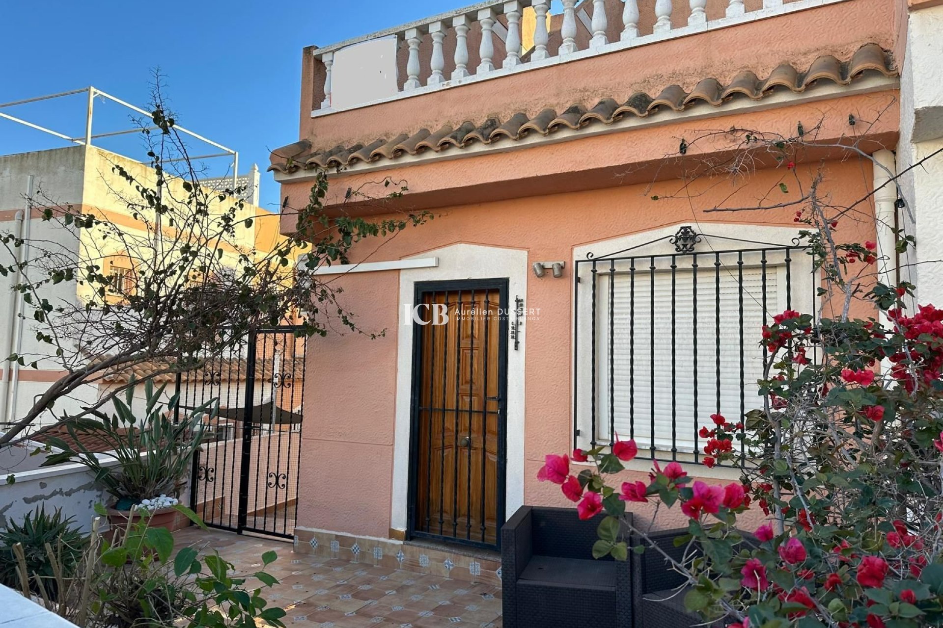 Resale - Townhouse -
San Miguel de Salinas - San Miguel Salinas