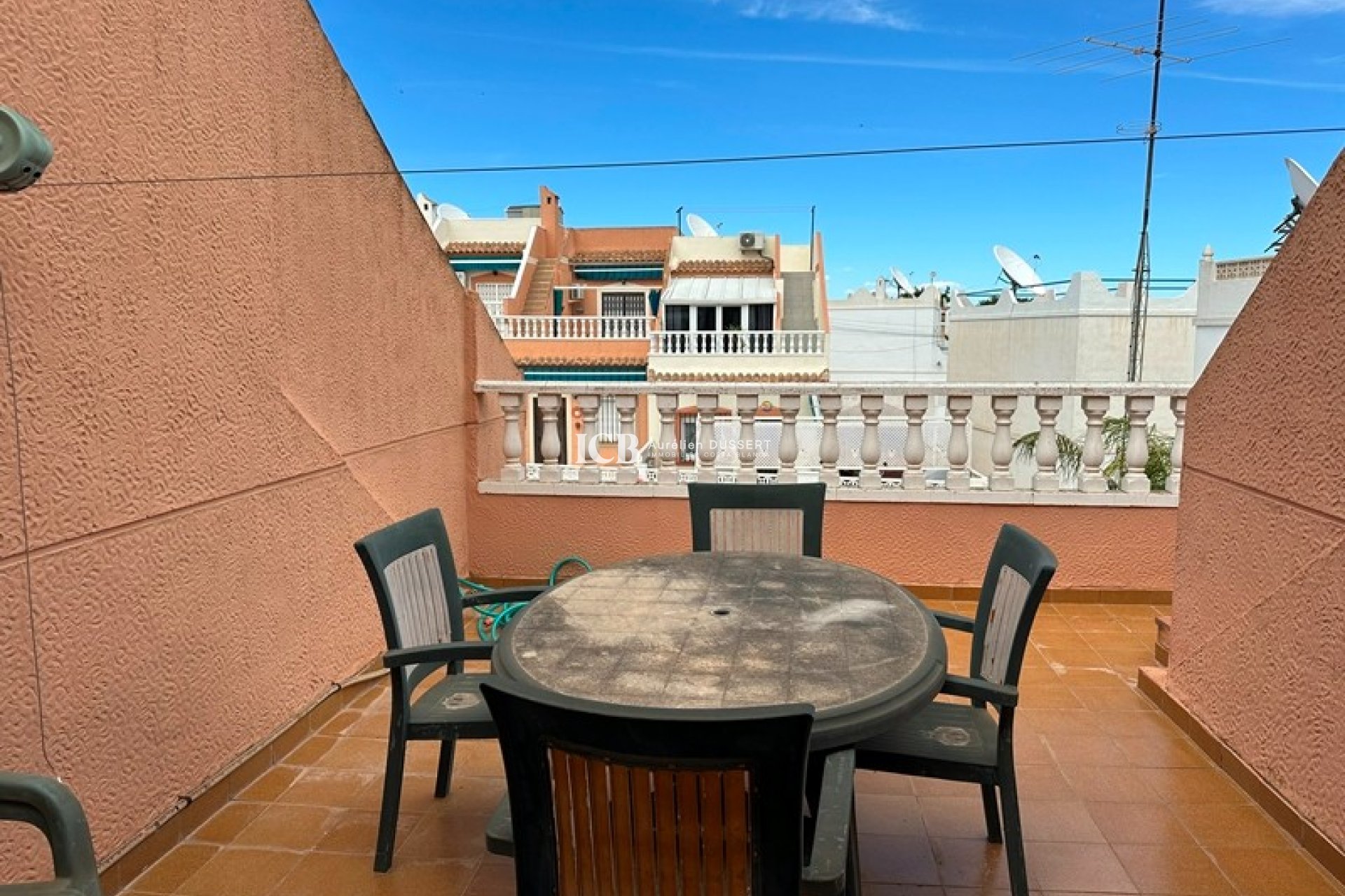 Resale - Townhouse -
San Miguel de Salinas - San Miguel Salinas