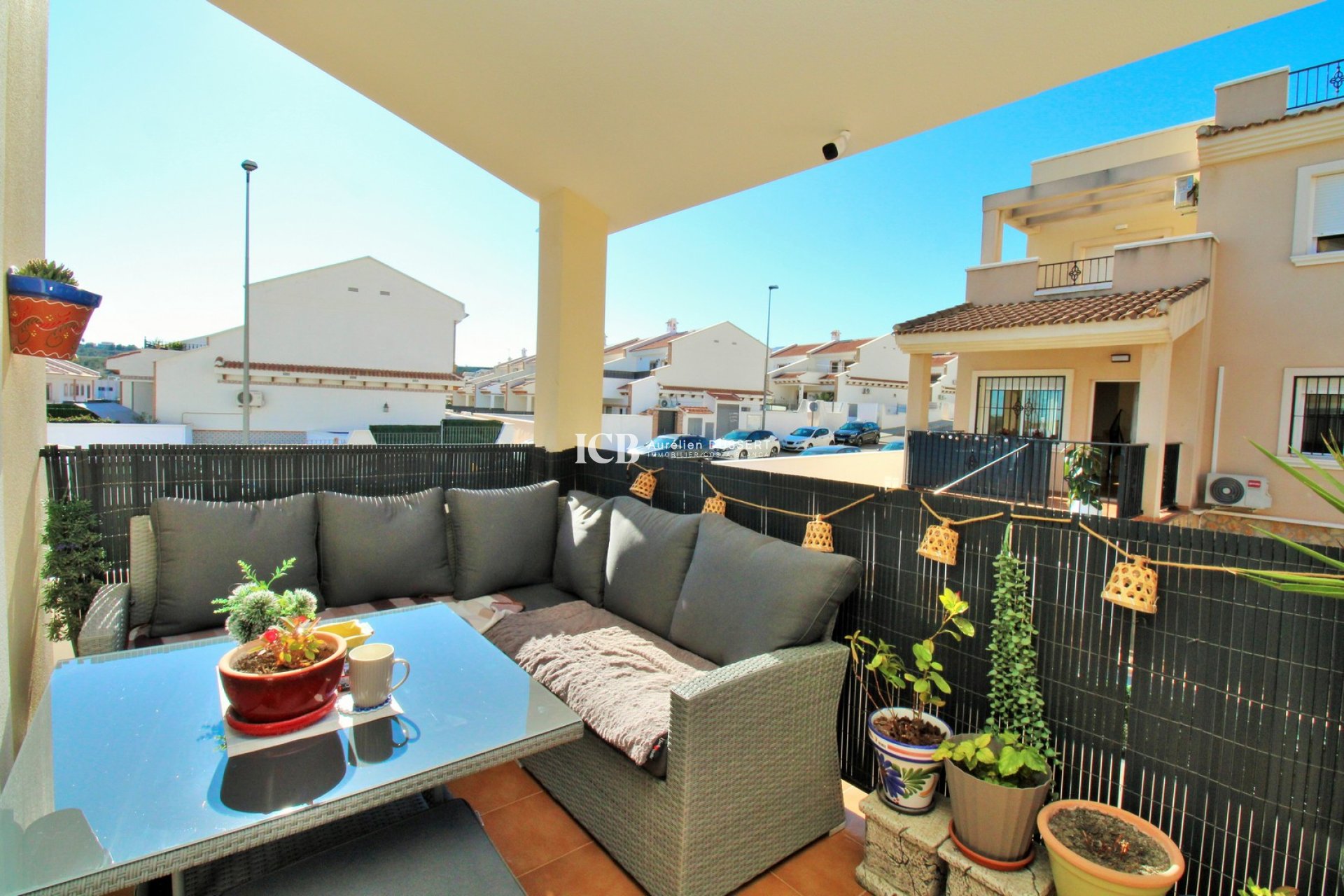 Resale - Townhouse -
San Miguel de Salinas