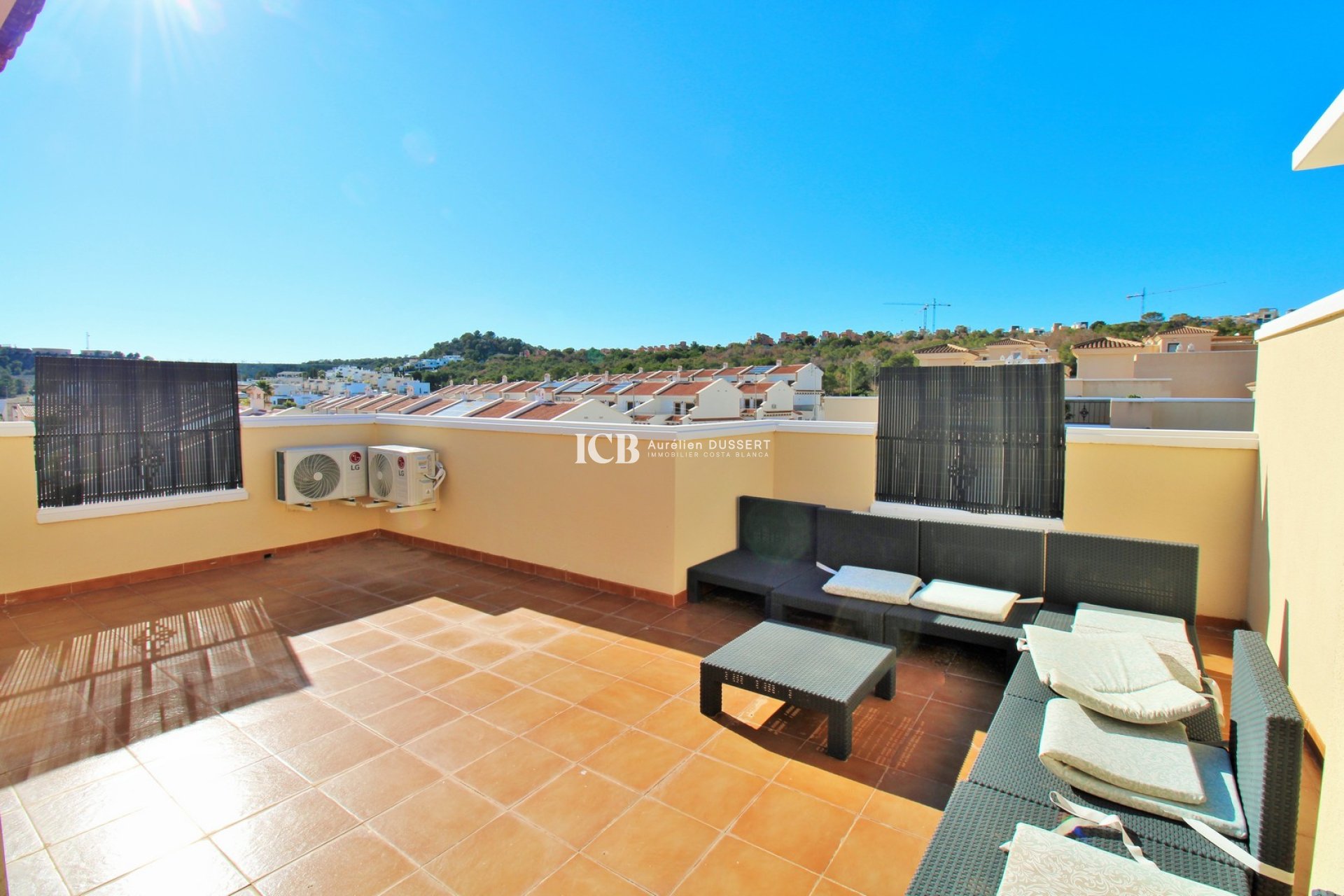 Resale - Townhouse -
San Miguel de Salinas