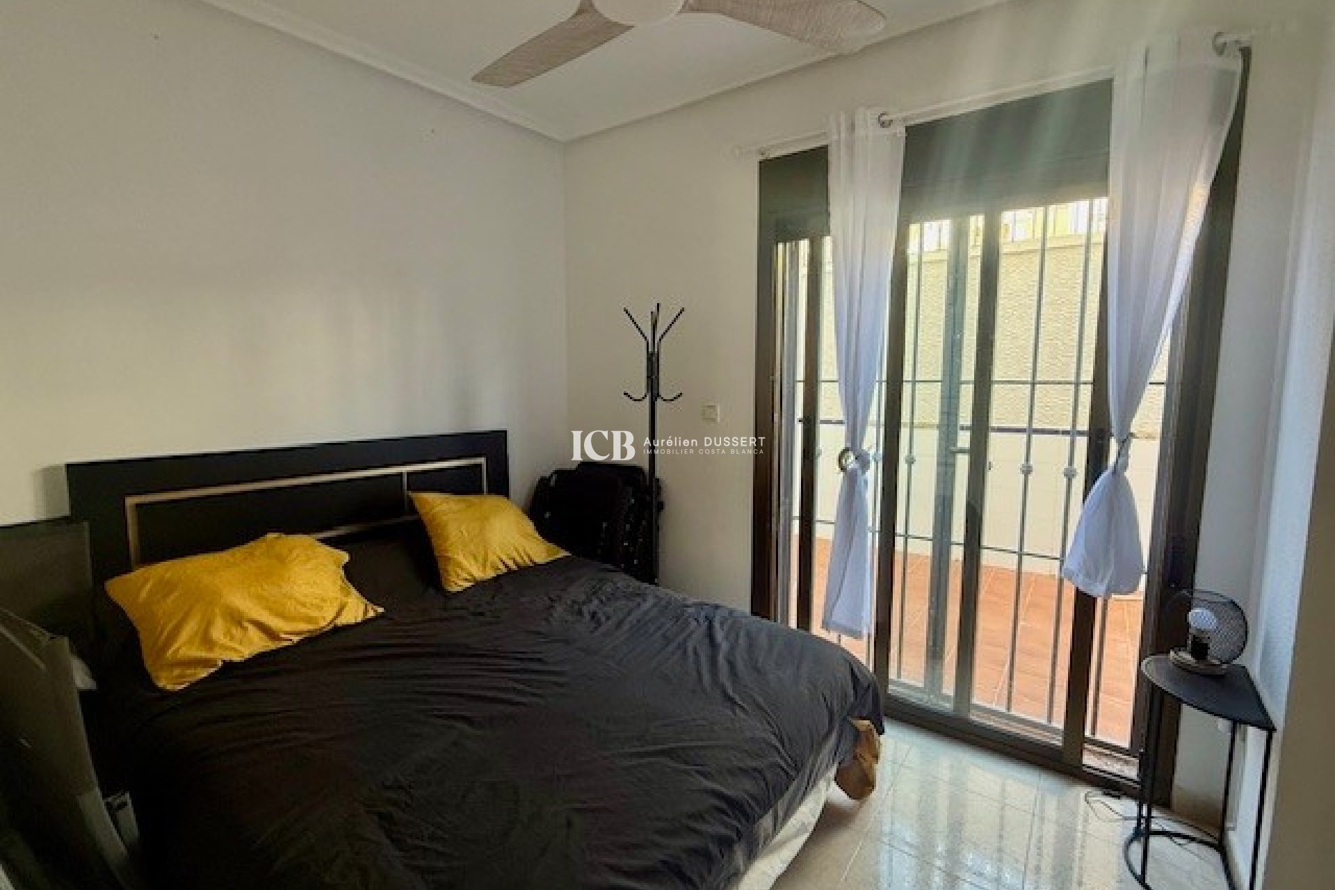 Resale - Townhouse -
San Miguel de Salinas