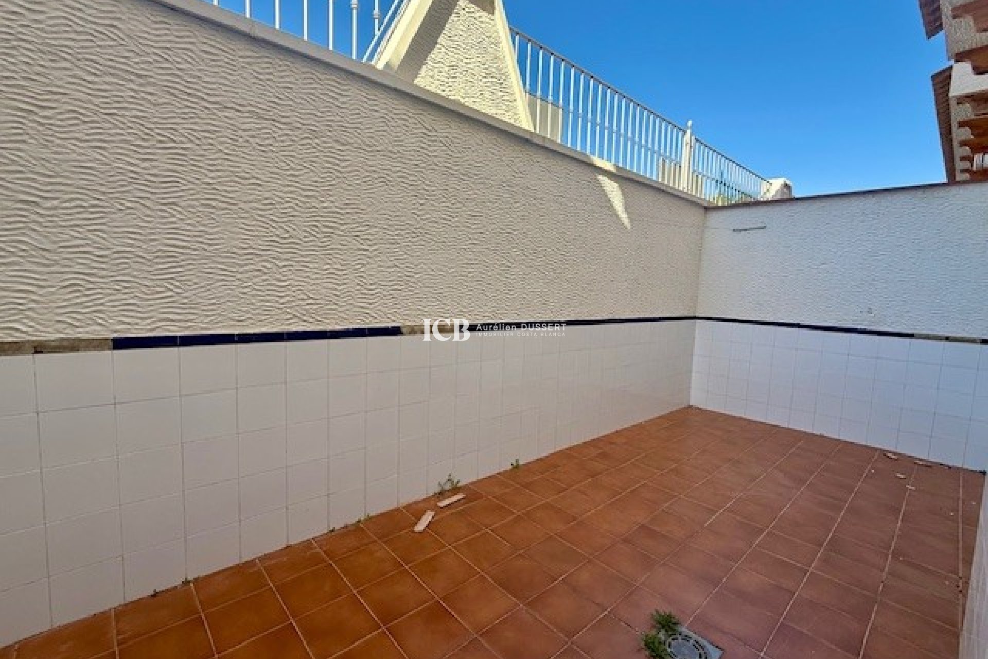 Resale - Townhouse -
San Miguel de Salinas