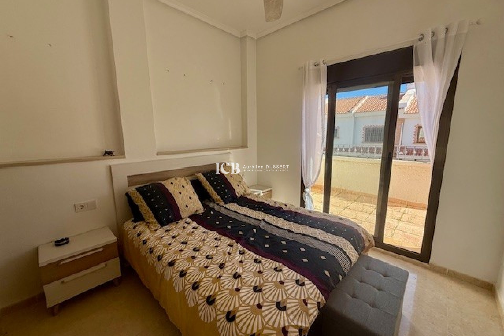 Resale - Townhouse -
San Miguel de Salinas