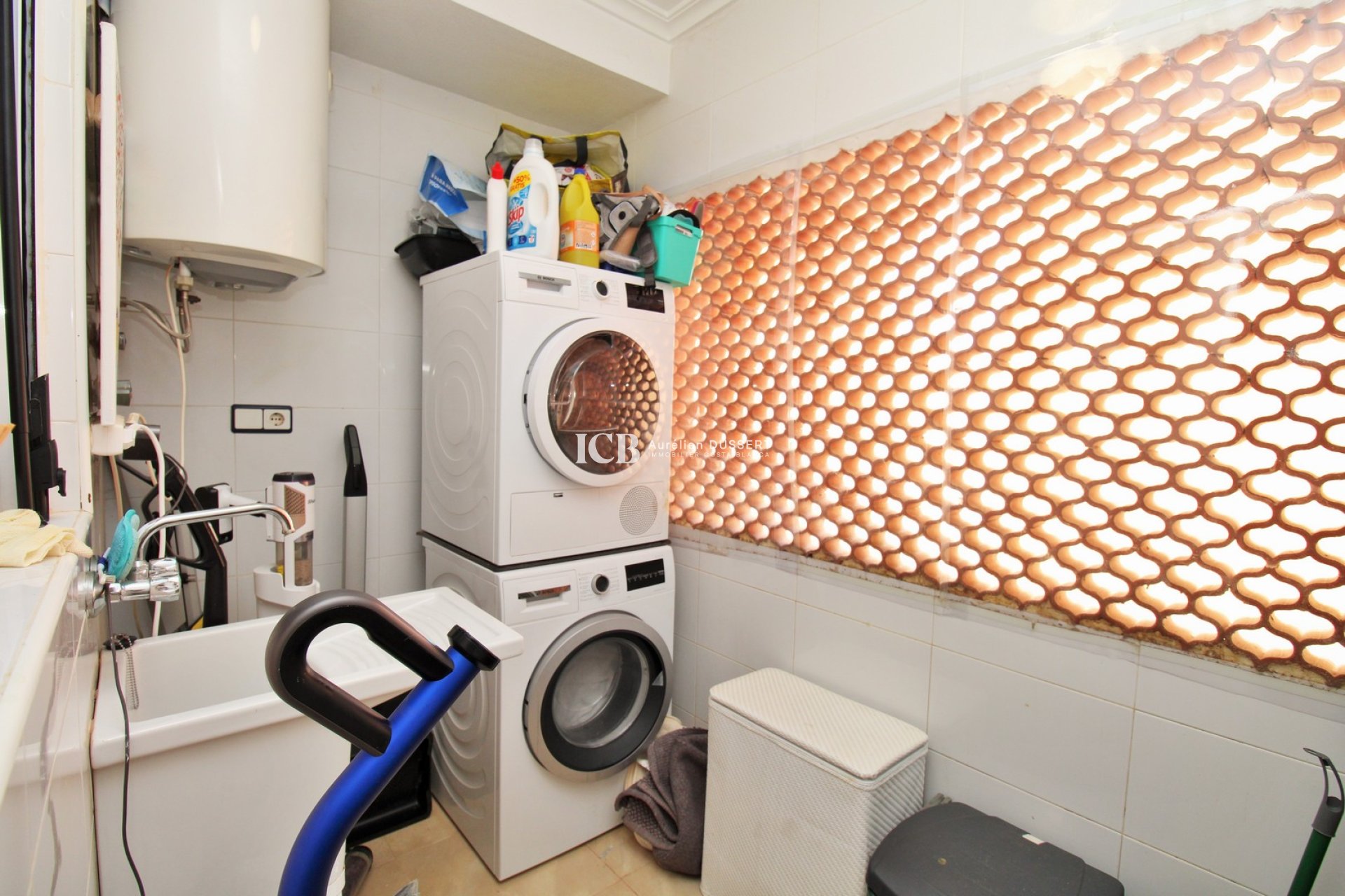 Resale - Townhouse -
San Miguel de Salinas