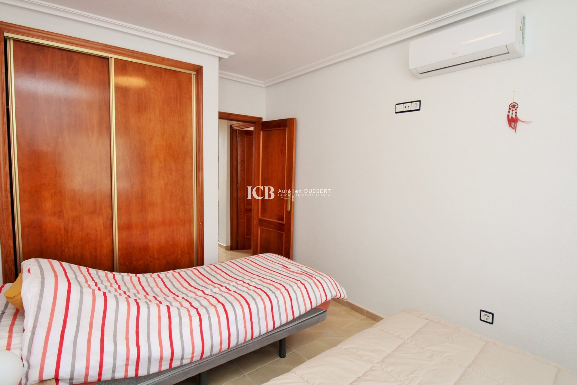 Resale - Townhouse -
San Miguel de Salinas