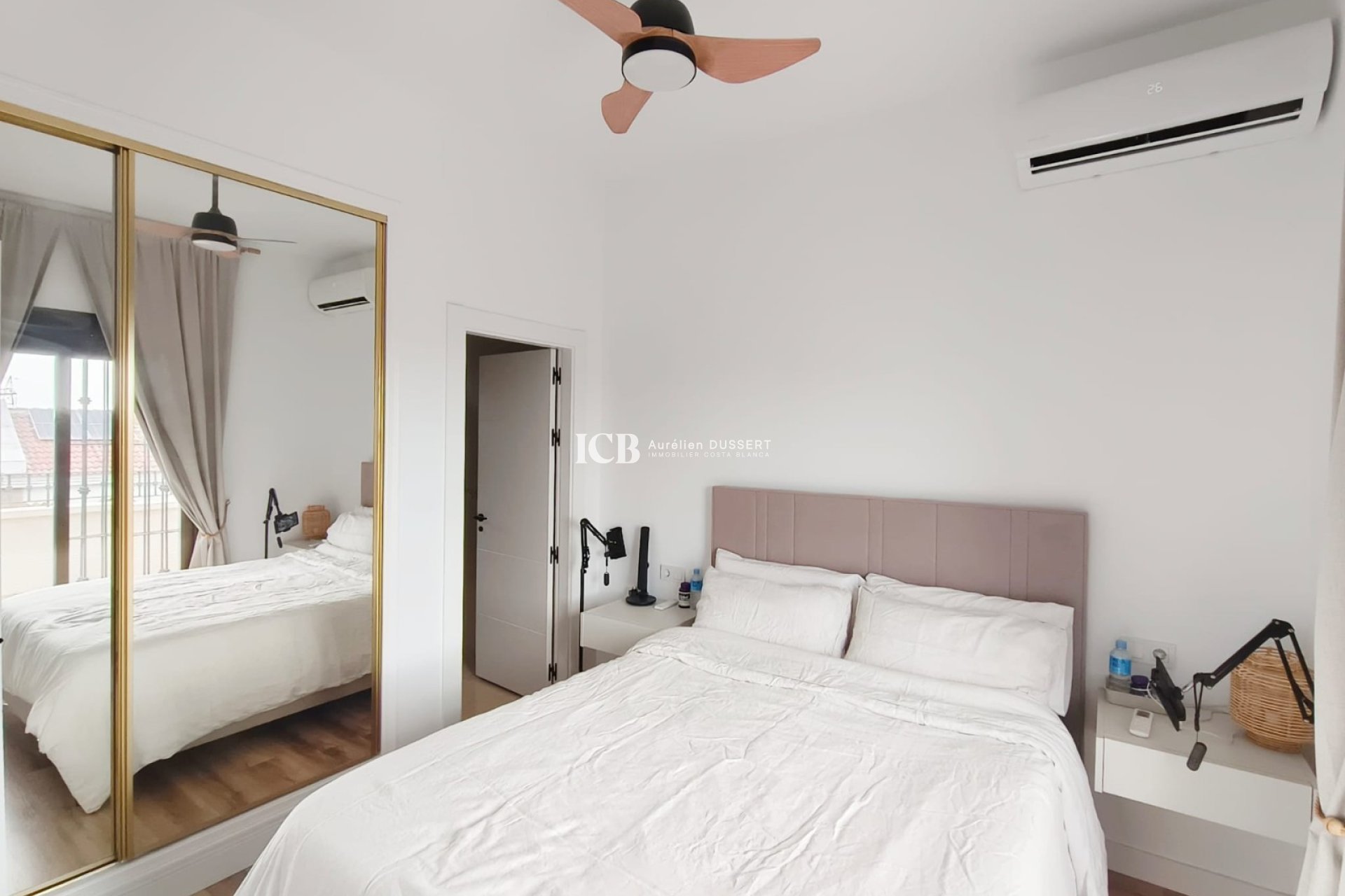 Resale - Townhouse -
San Miguel de Salinas