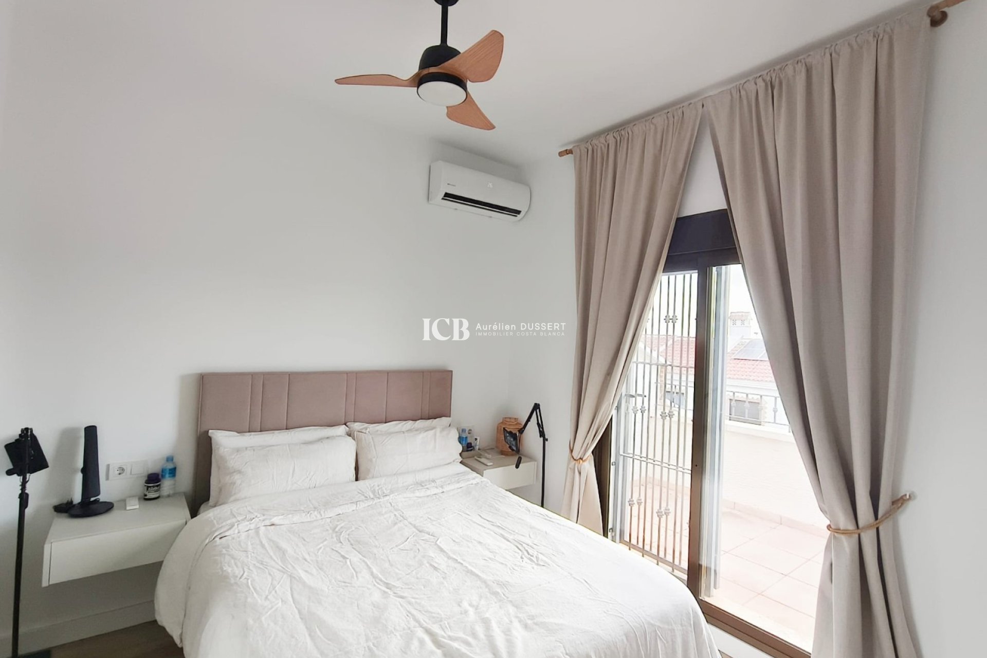 Resale - Townhouse -
San Miguel de Salinas