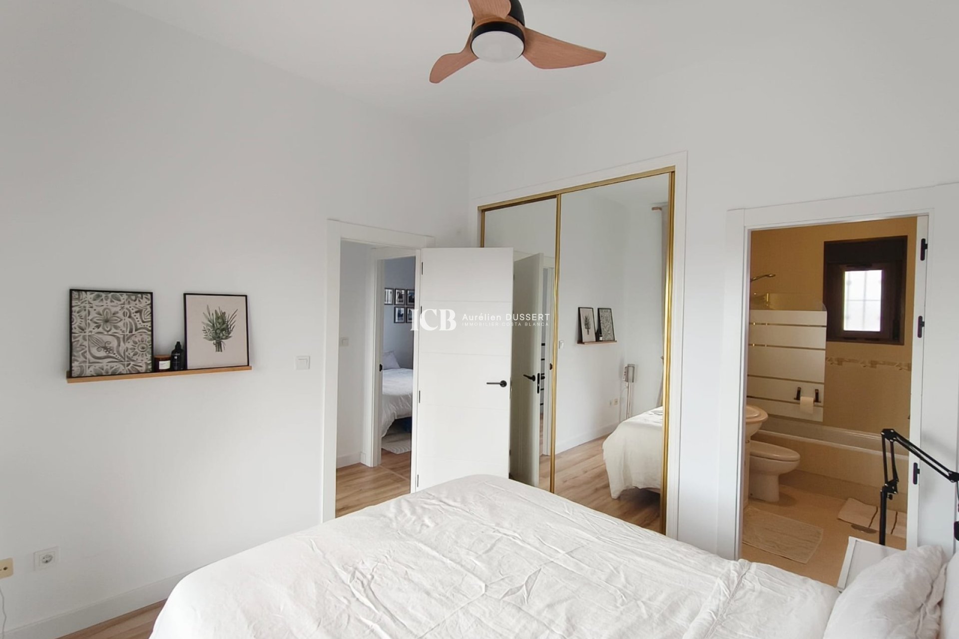Resale - Townhouse -
San Miguel de Salinas