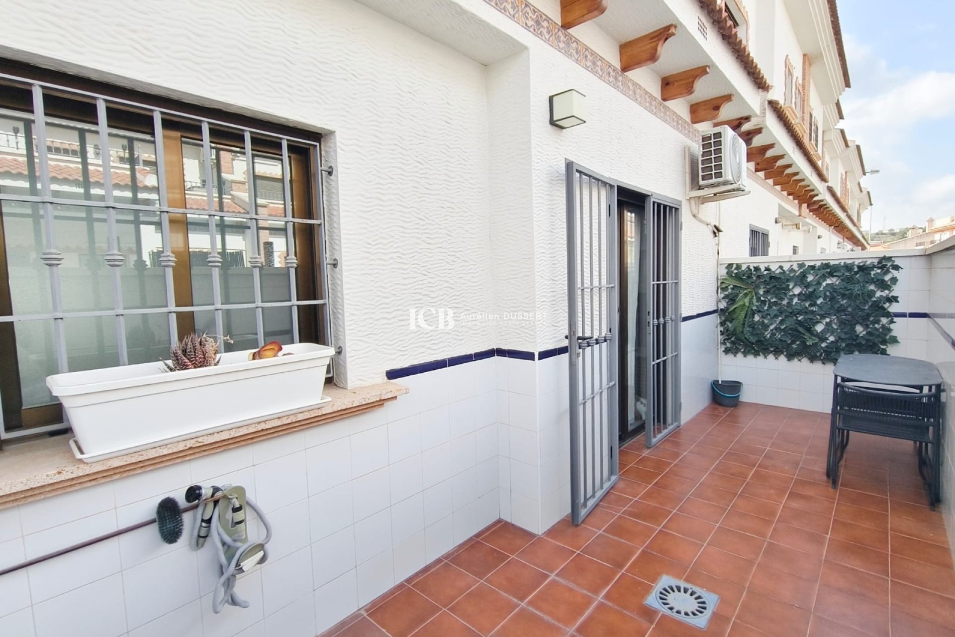 Resale - Townhouse -
San Miguel de Salinas