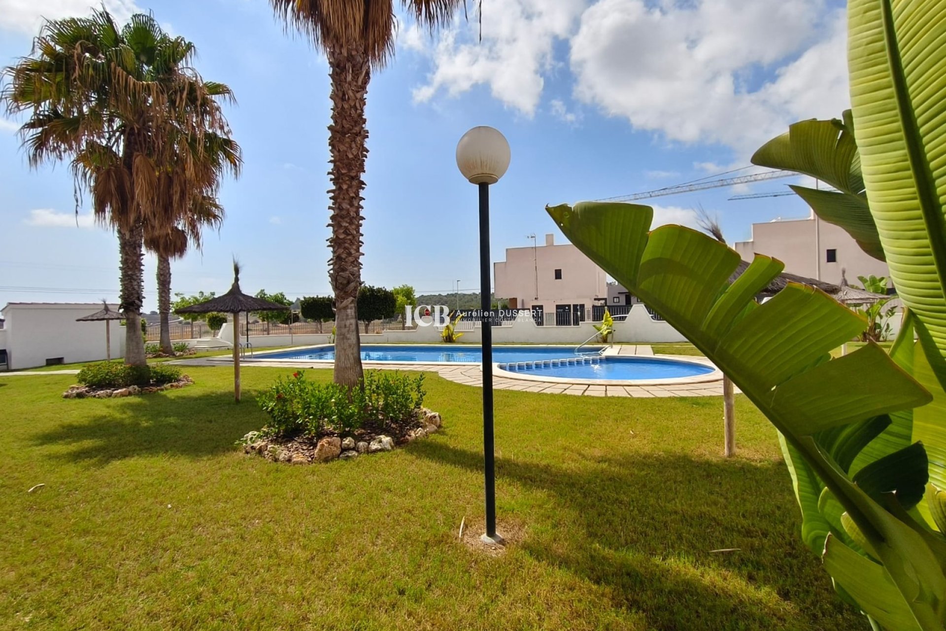 Resale - Townhouse -
San Miguel de Salinas