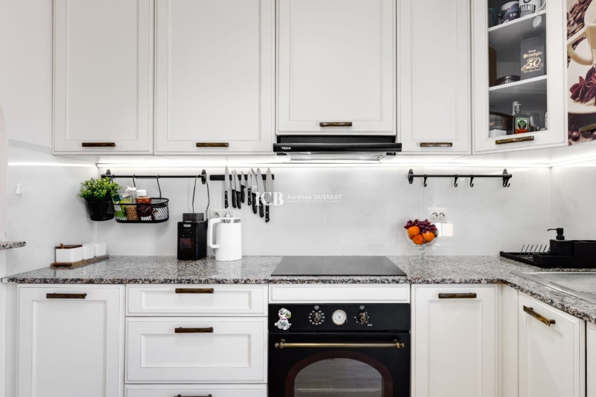 Resale - Townhouse -
Torrevieja - Centro