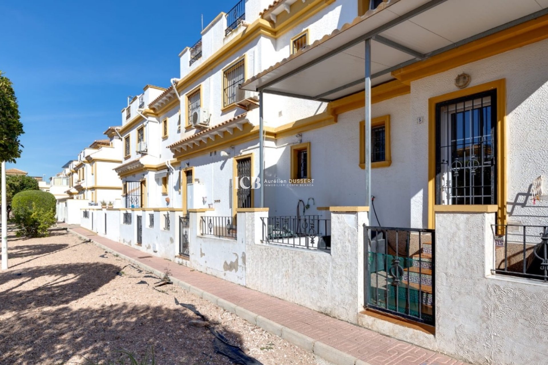 Resale - Townhouse -
Torrevieja - Centro