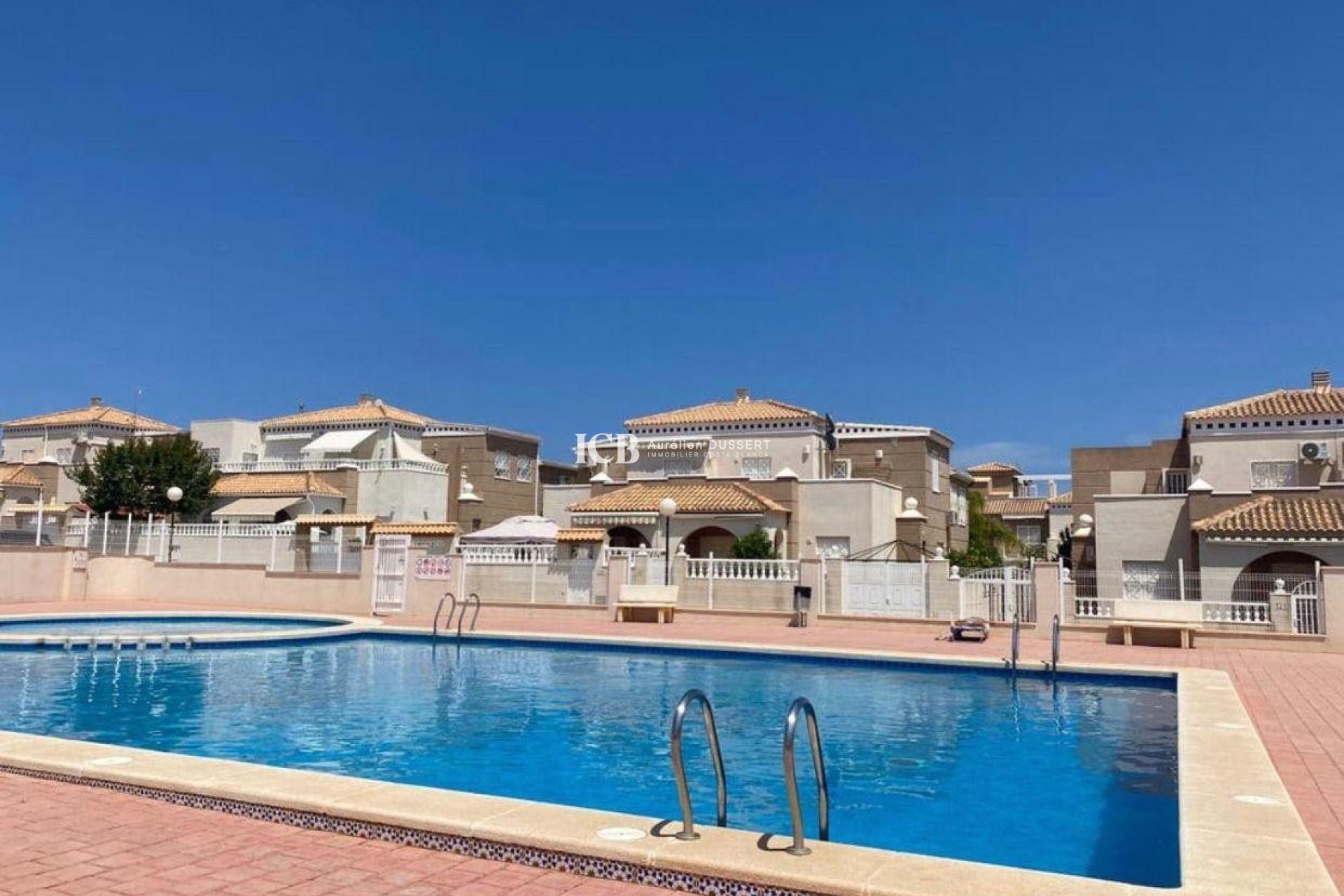 Resale - Townhouse -
Torrevieja - Nueva Torrevieja