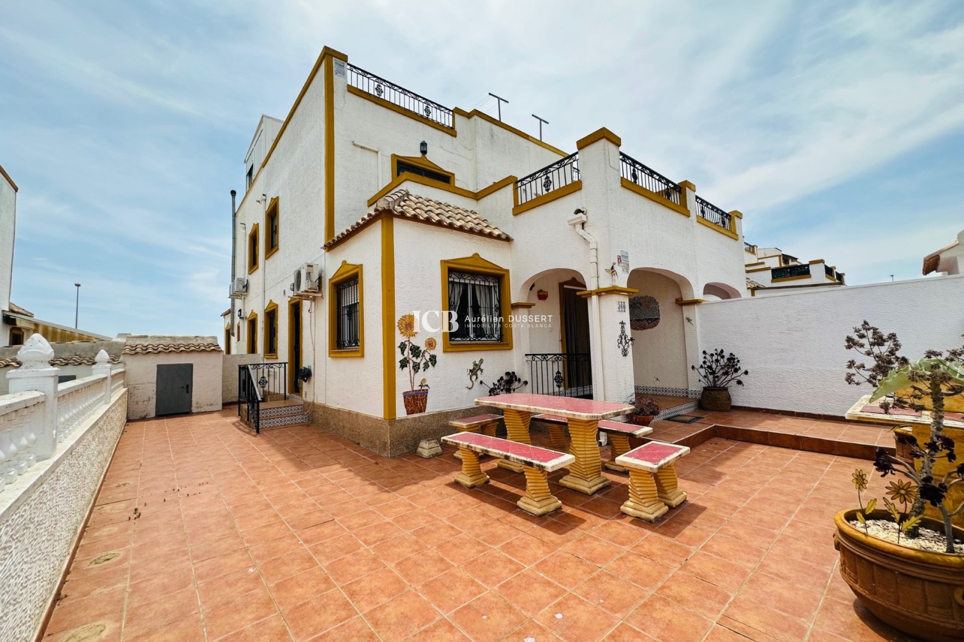 Resale - Townhouse -
Vistabella Golf - Vistabella
