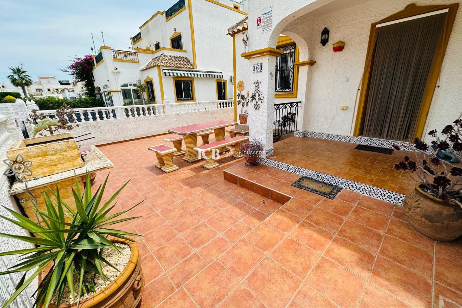 Resale - Townhouse -
Vistabella Golf - Vistabella