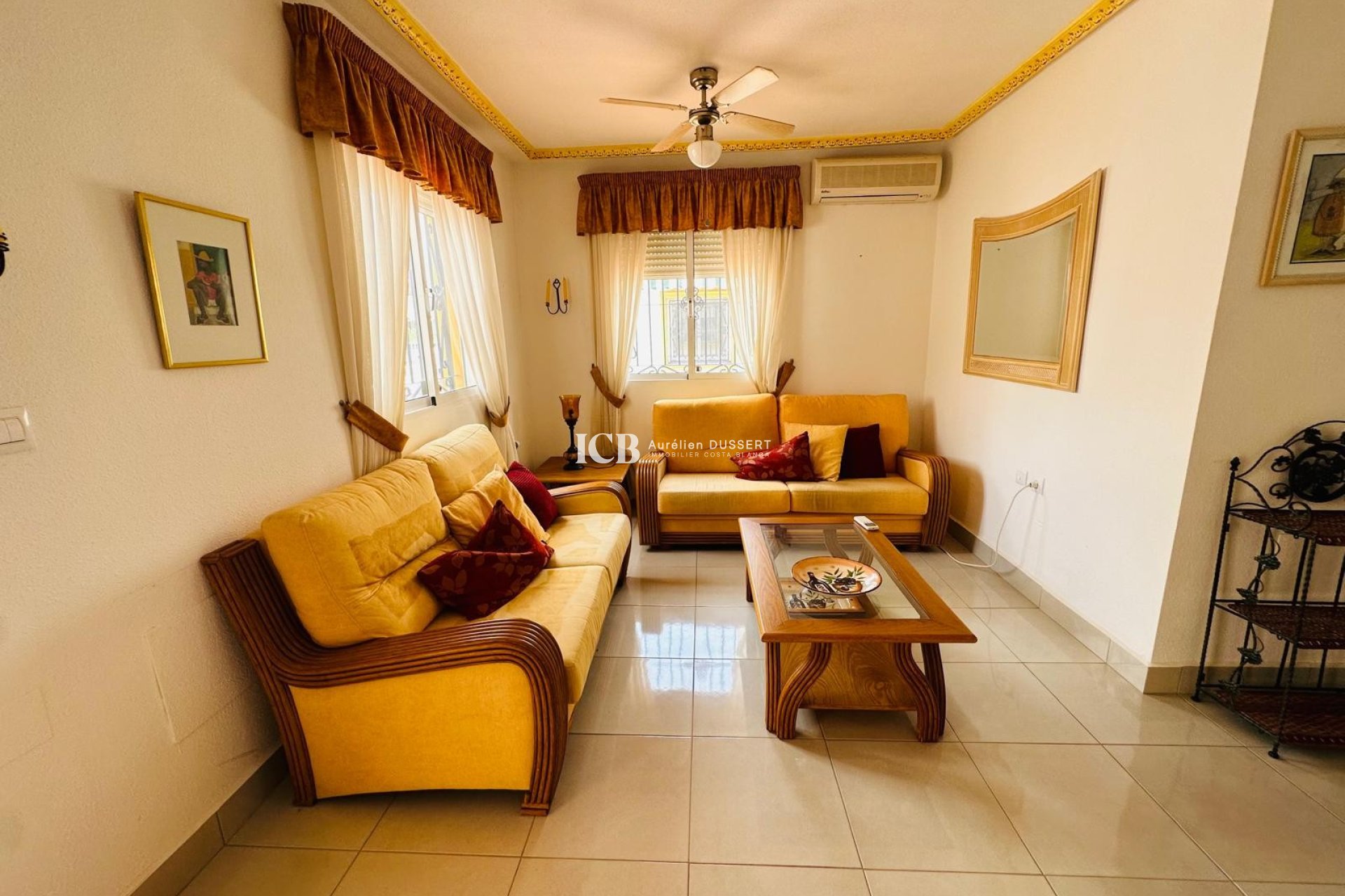 Resale - Townhouse -
Vistabella Golf - Vistabella