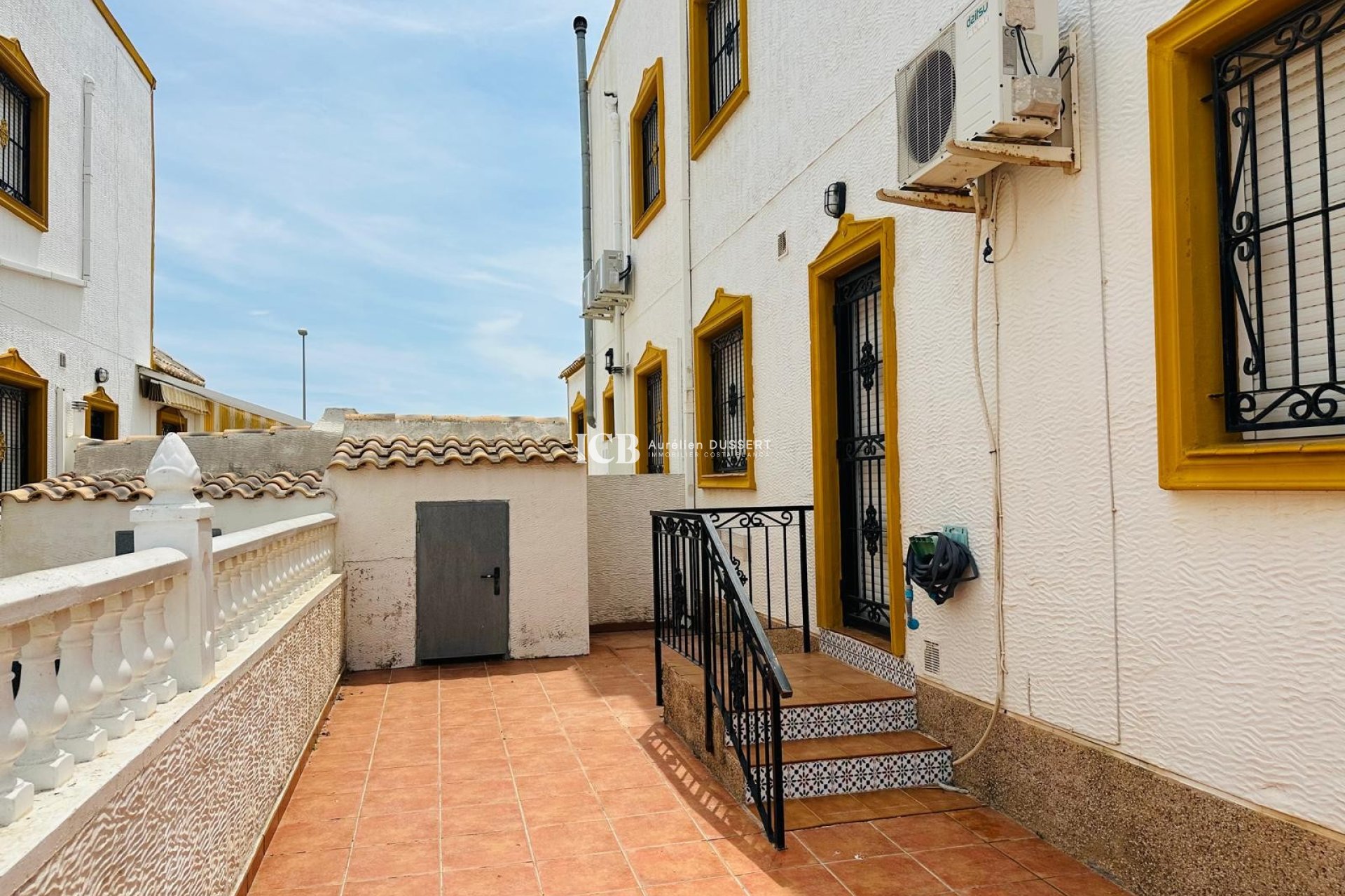 Resale - Townhouse -
Vistabella Golf - Vistabella
