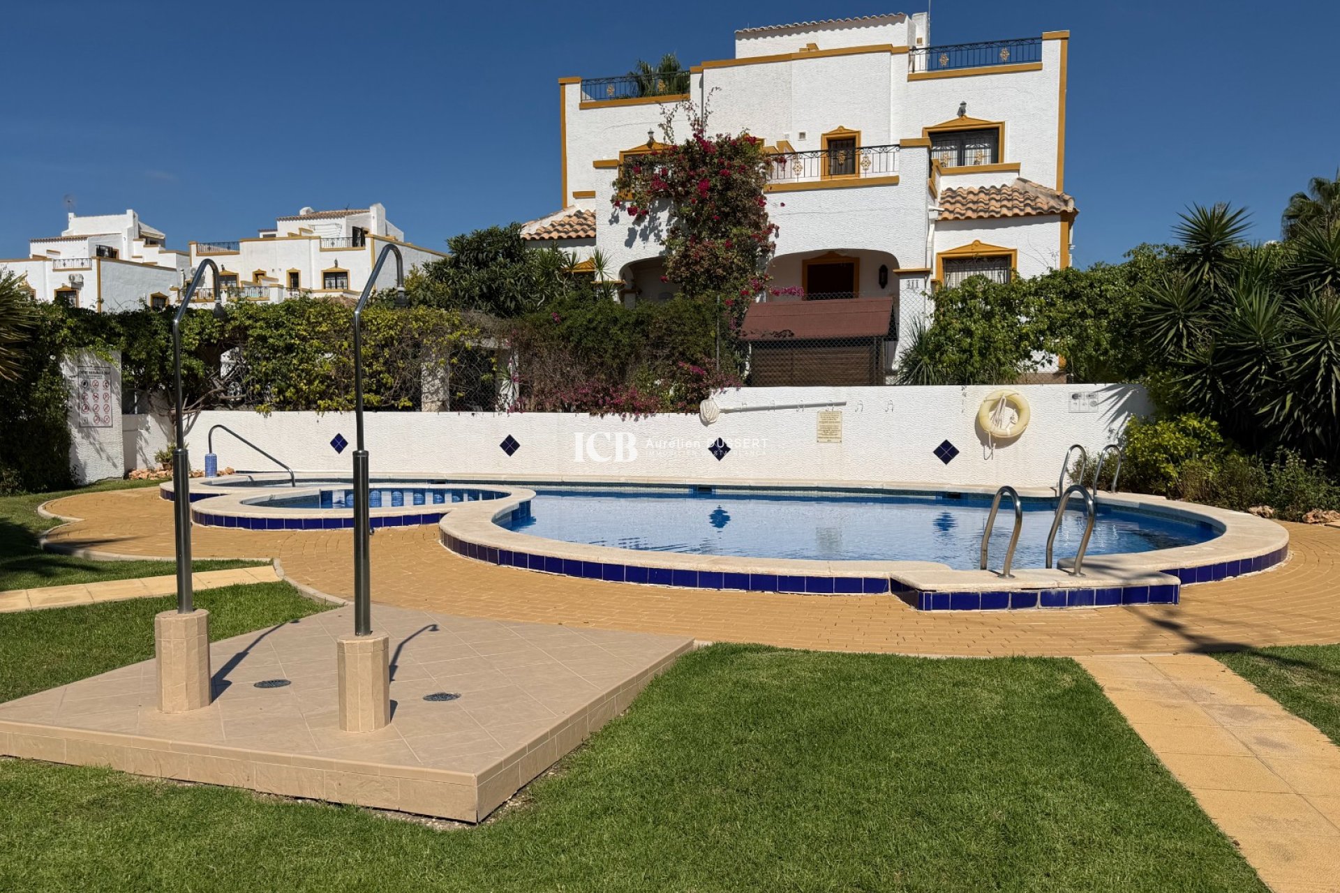 Resale - Townhouse -
Vistabella Golf - Vistabella