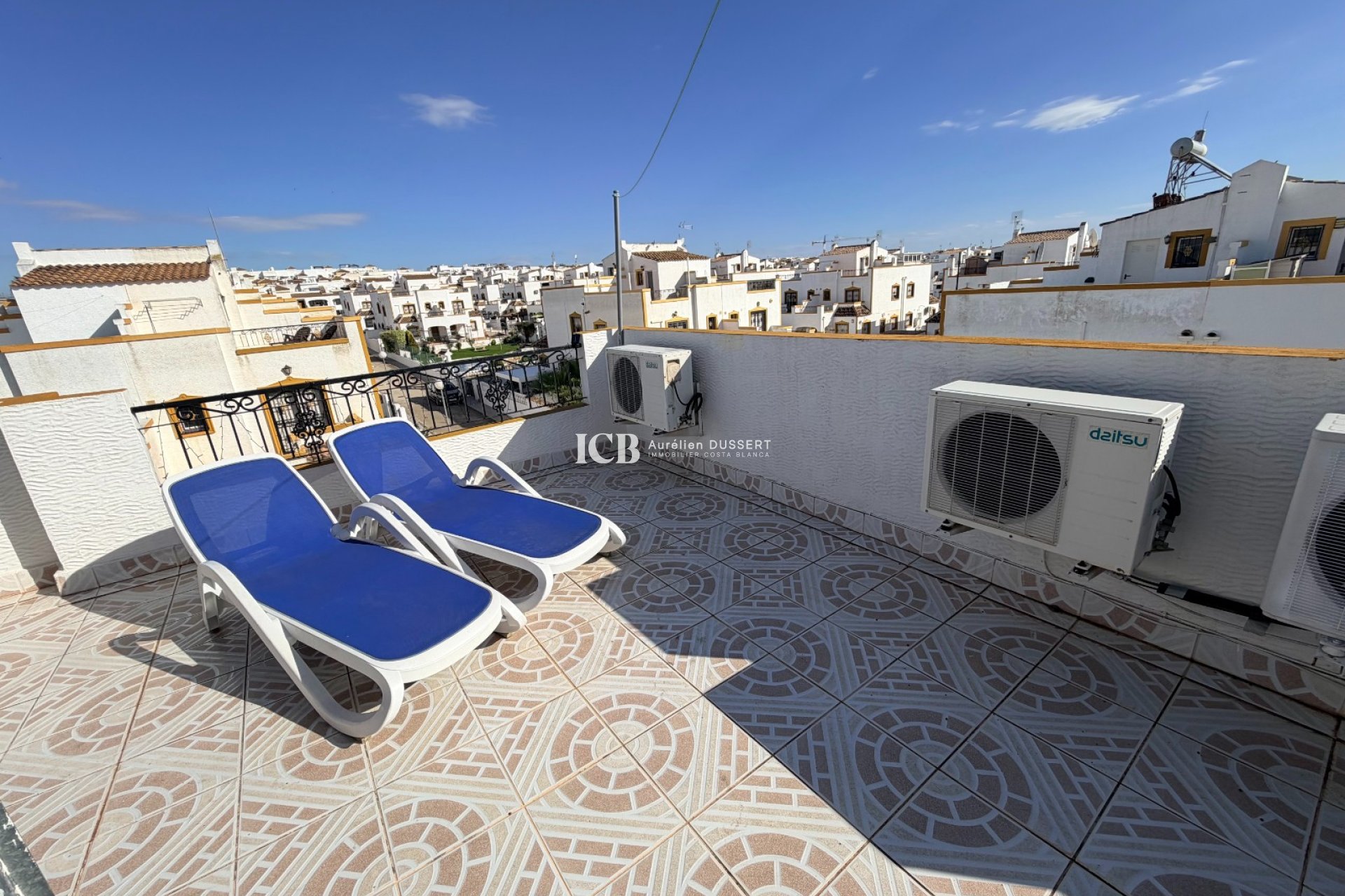 Resale - Townhouse -
Vistabella Golf - Vistabella