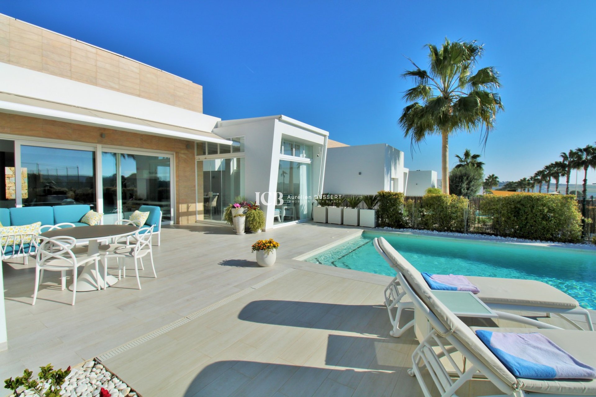Resale - Villa -
Algorfa - La Finca Golf Resort
