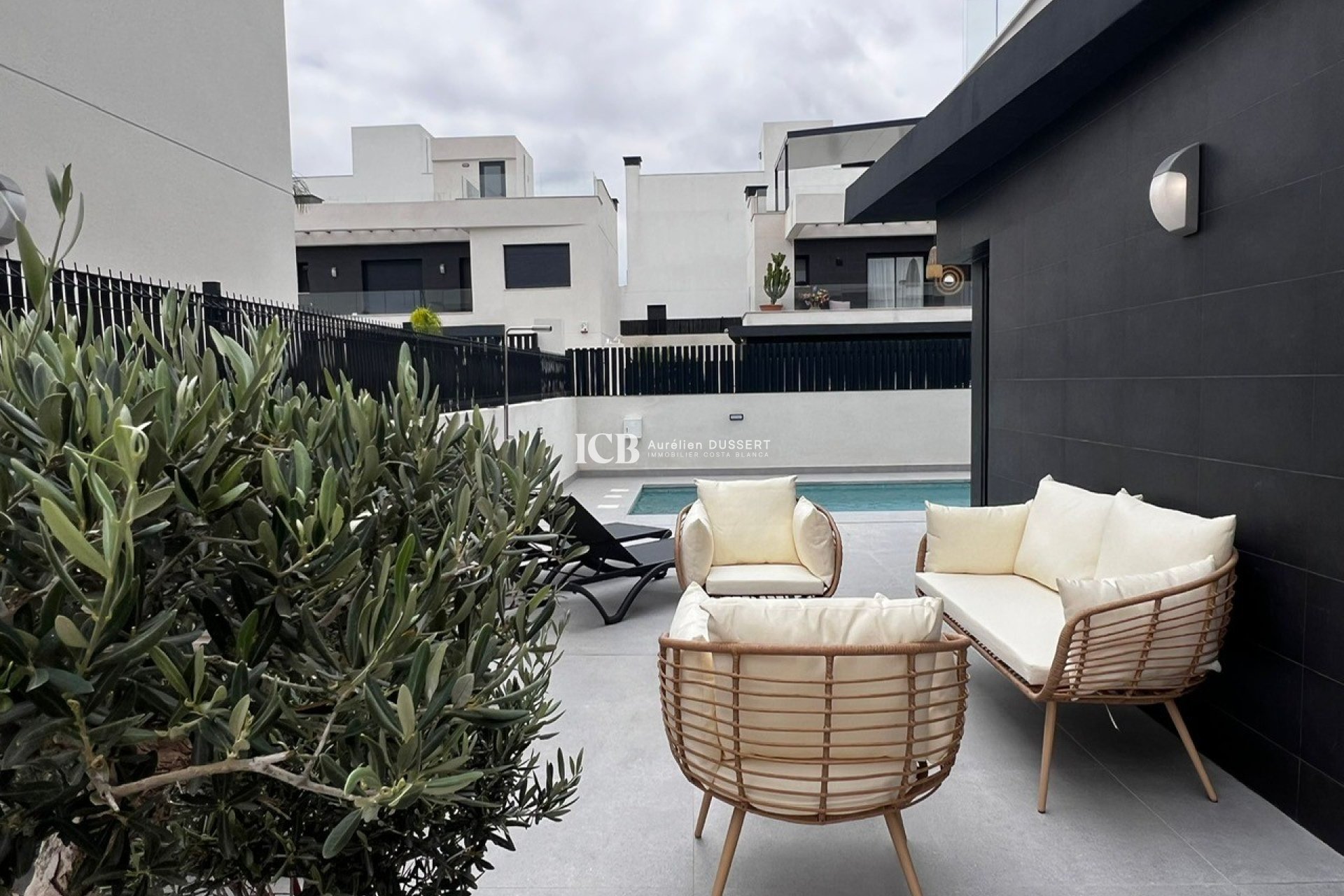 Resale - Villa -
Algorfa - La Finca Golf Resort