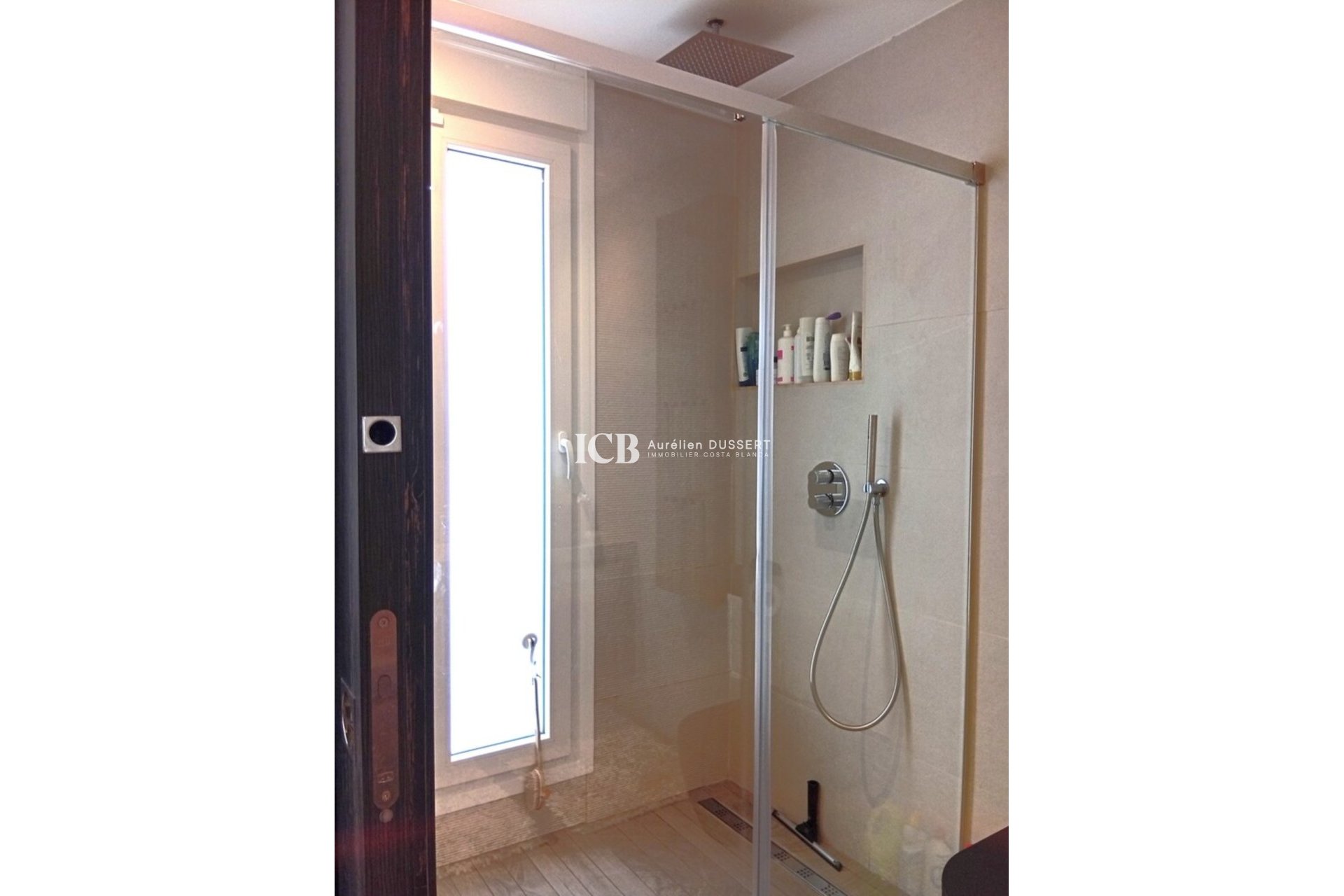 Resale - Villa -
Algorfa - La Finca Golf