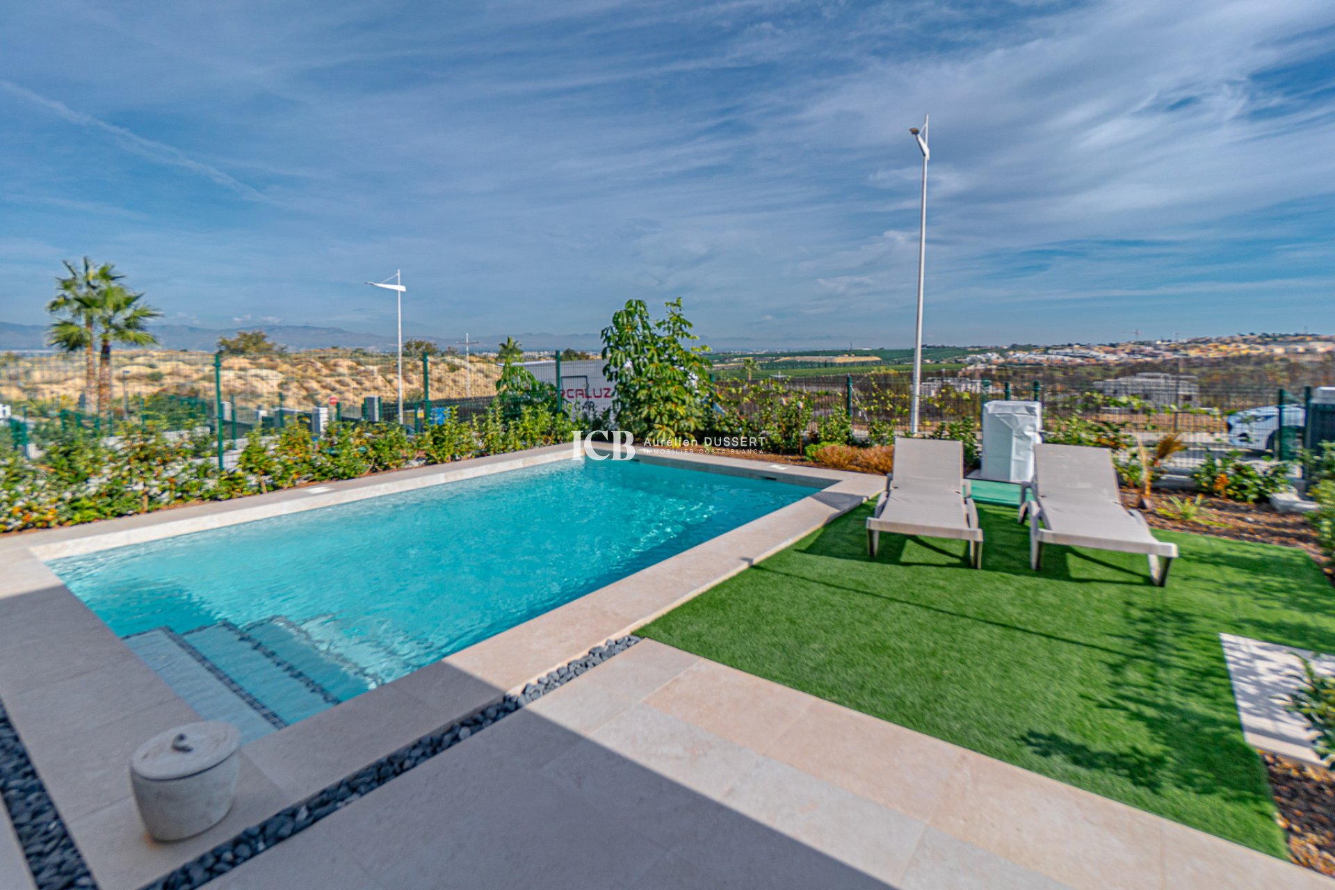 Resale - Villa -
Algorfa - La Finca Golf
