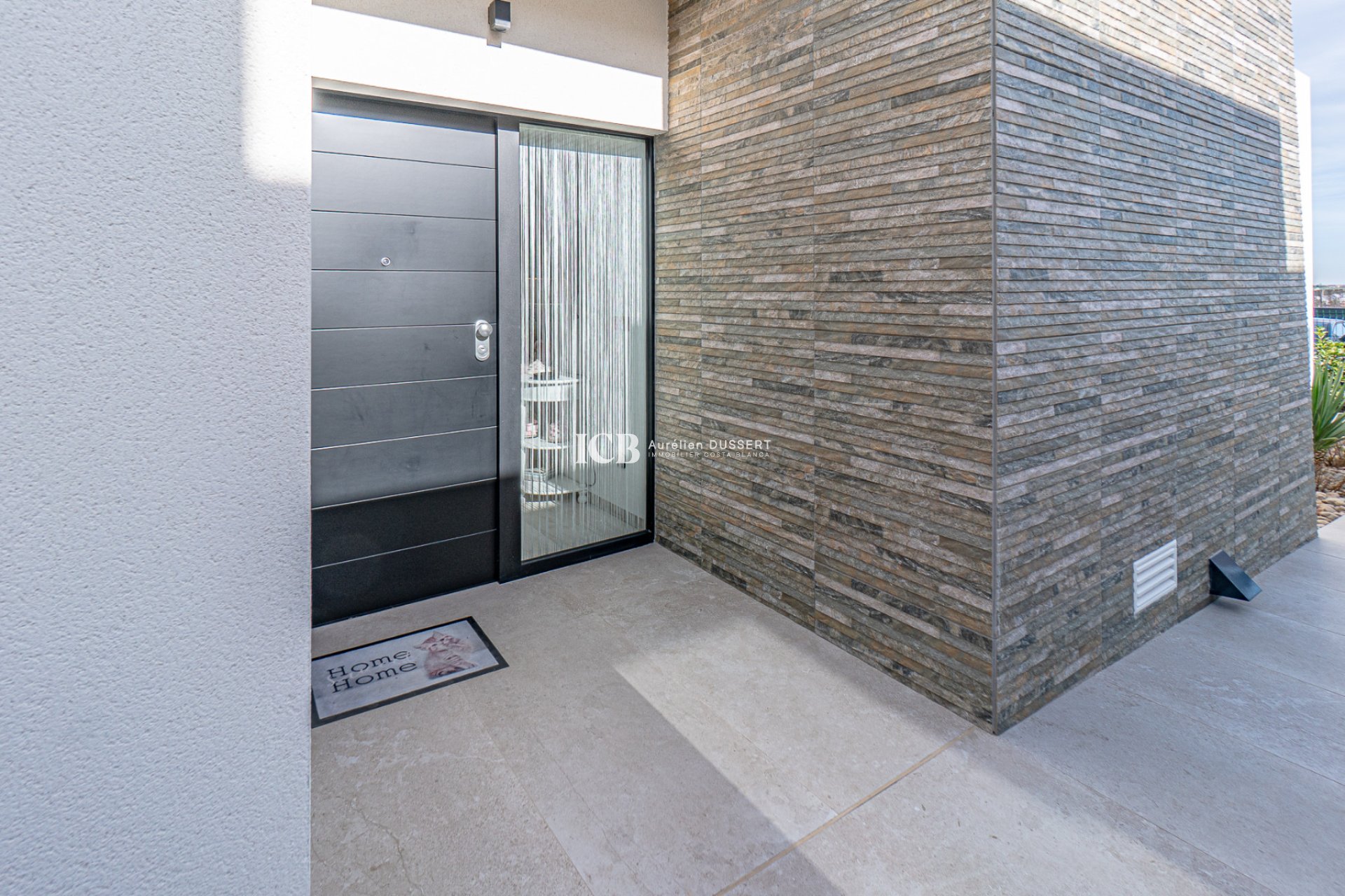 Resale - Villa -
Algorfa - La Finca Golf