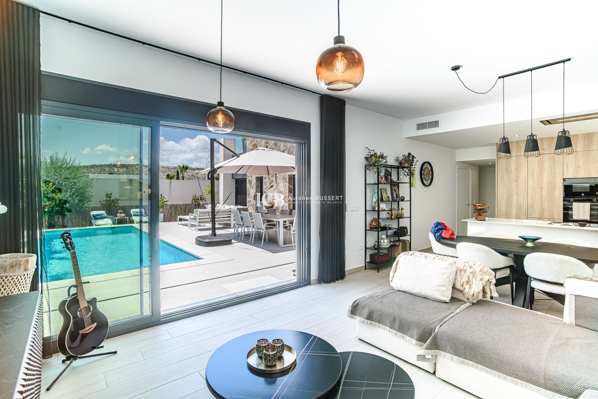 Resale - Villa -
Algorfa - La Finca Golf