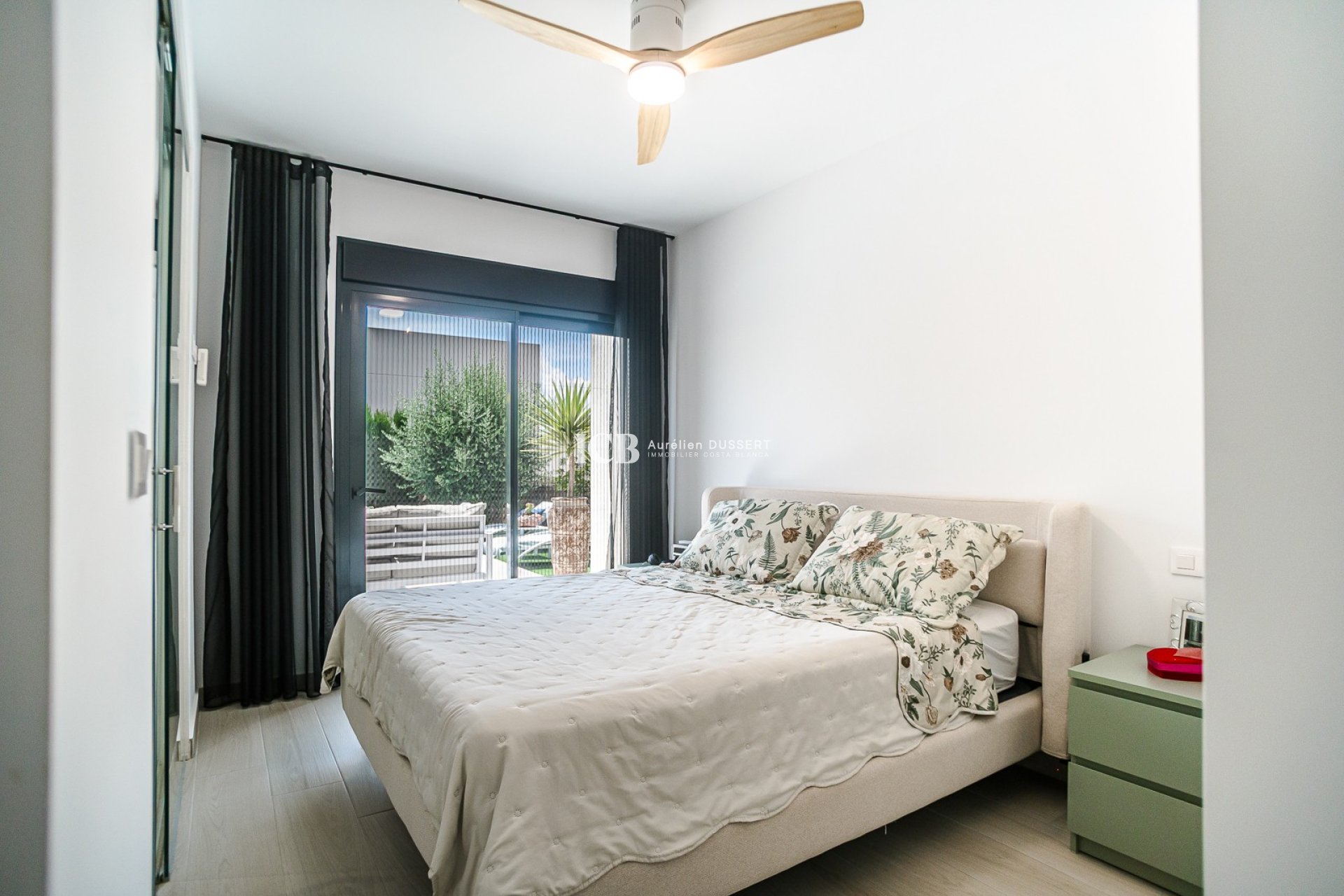 Resale - Villa -
Algorfa - La Finca Golf