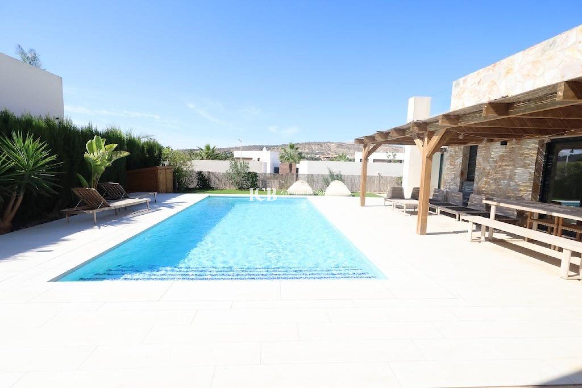 Resale - Villa -
Algorfa - La Finca Golf