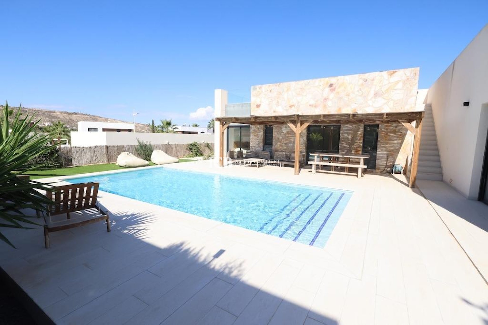 Resale - Villa -
Algorfa - La Finca Golf