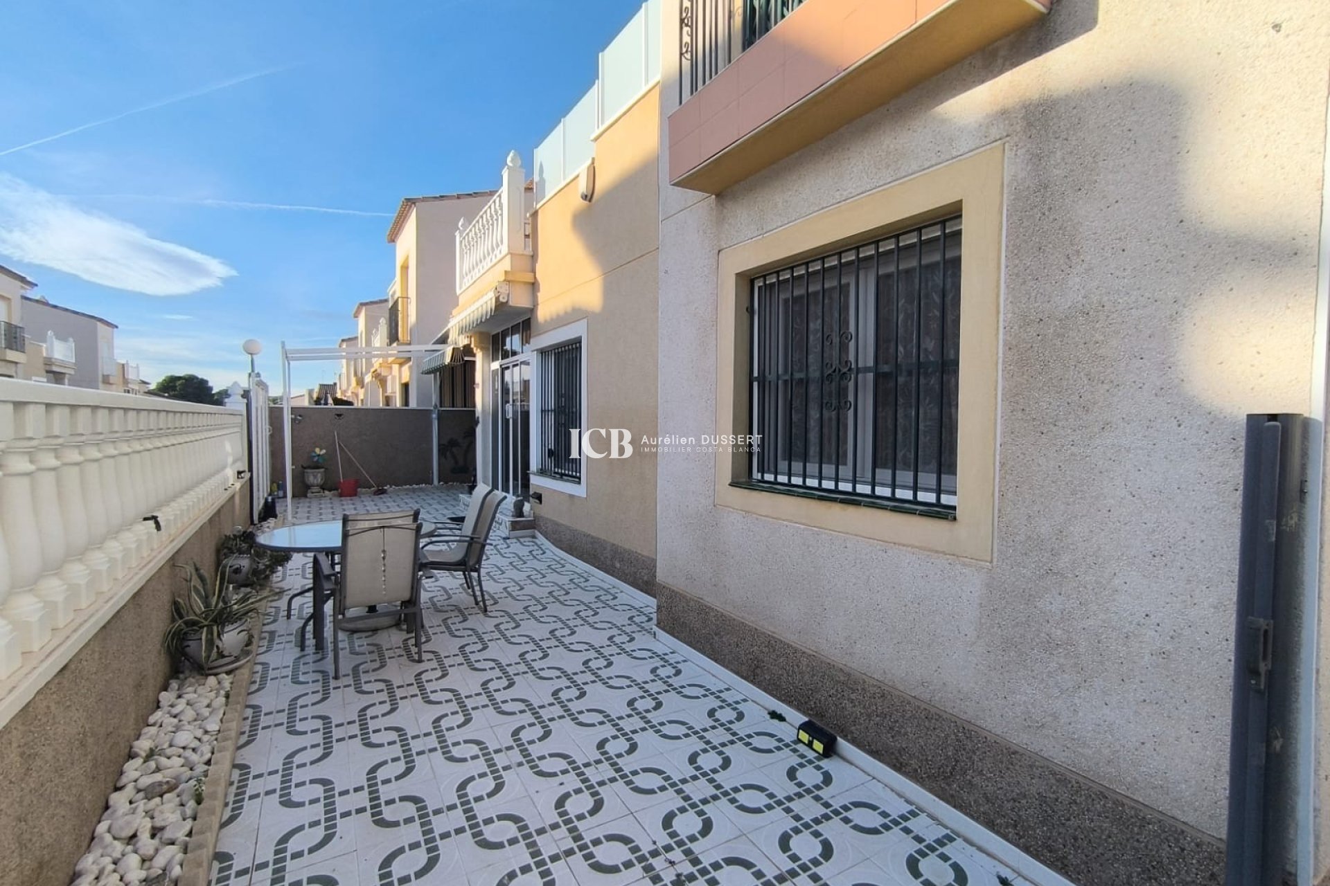 Resale - Villa -
Algorfa - Montebello