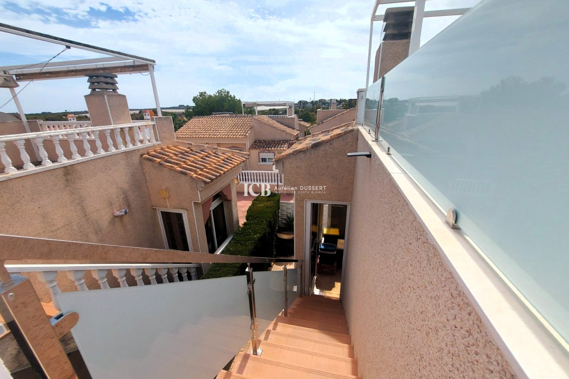 Resale - Villa -
Algorfa - Montemar