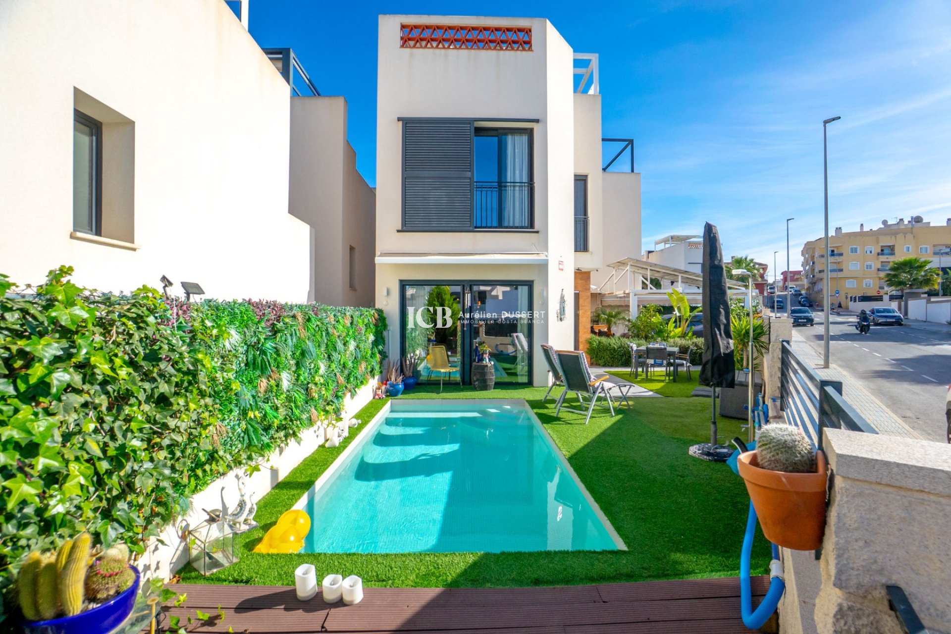 Resale - Villa -
Benijofar