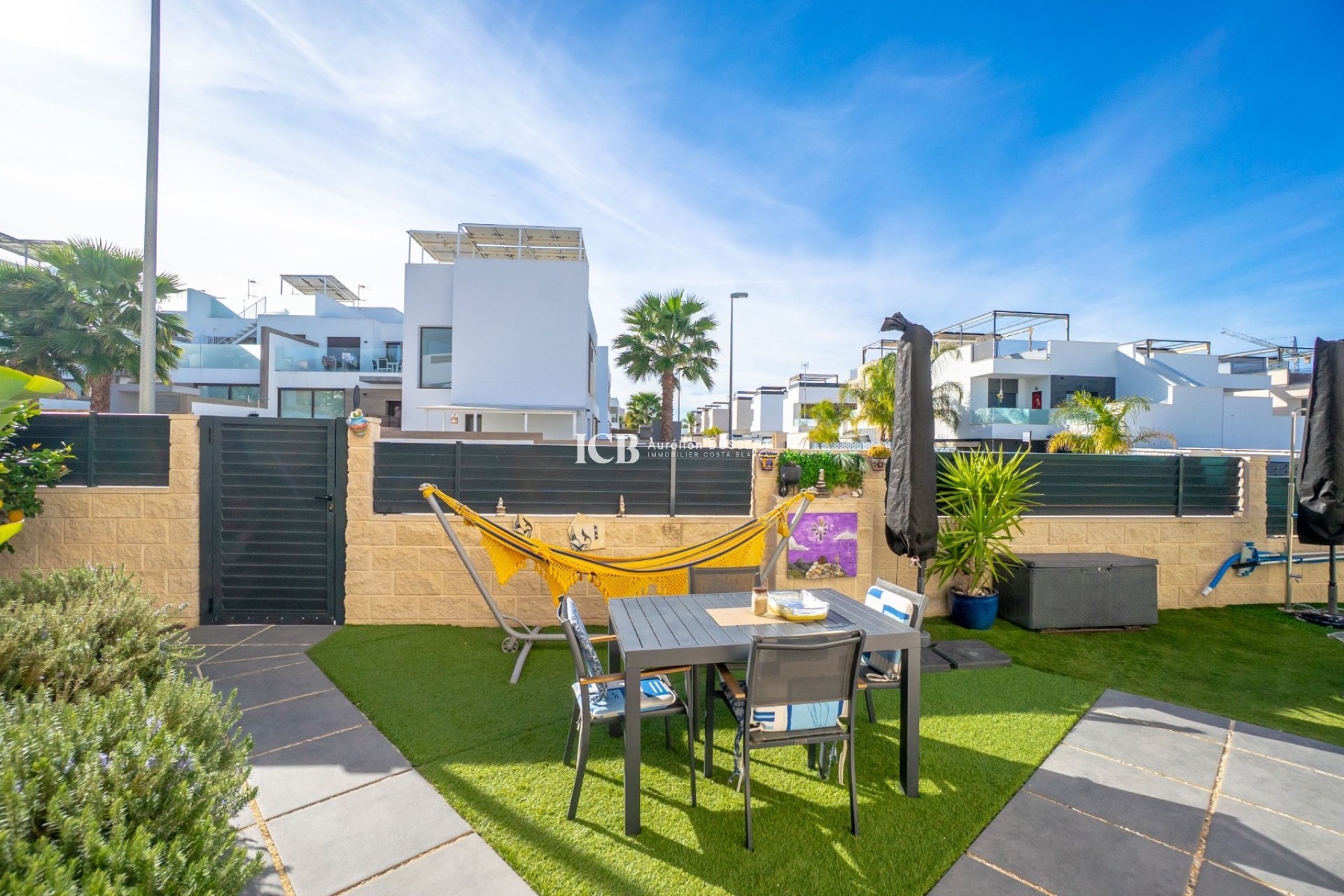 Resale - Villa -
Benijofar