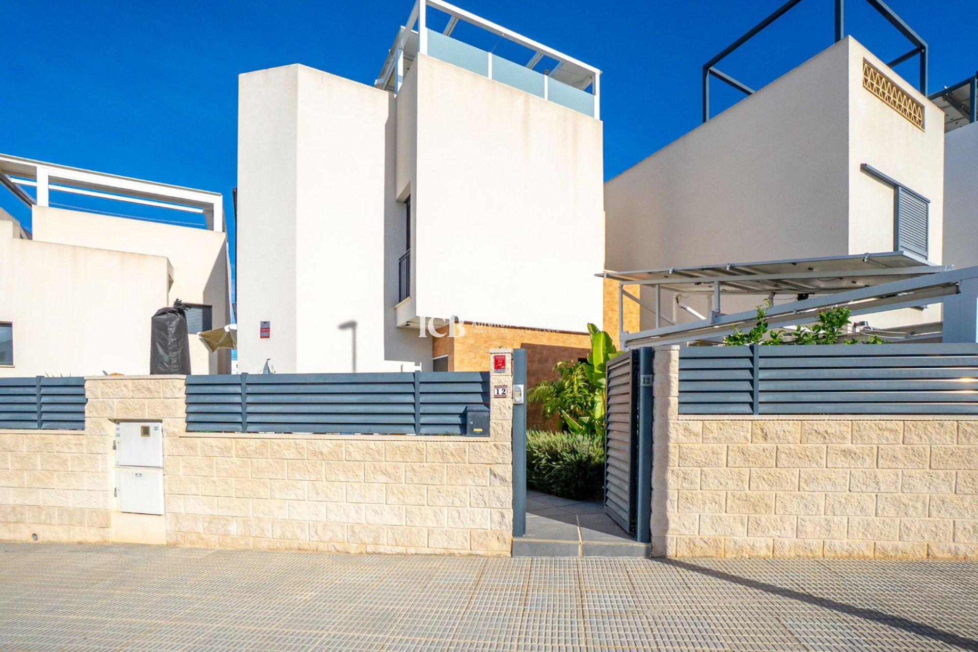 Resale - Villa -
Benijofar