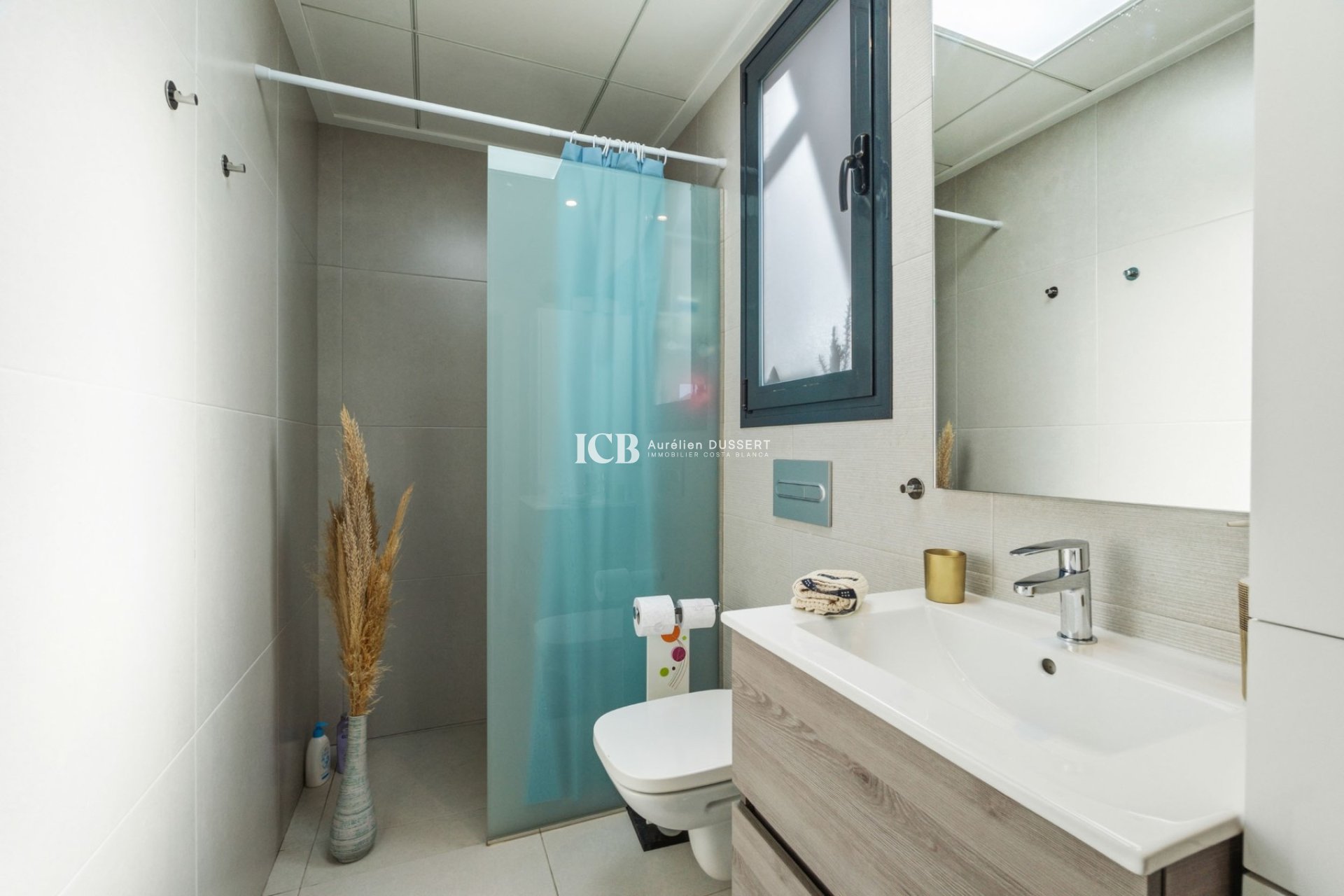 Resale - Villa -
Benijofar