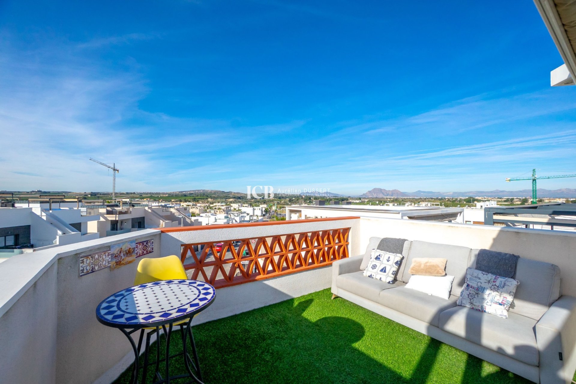 Resale - Villa -
Benijofar