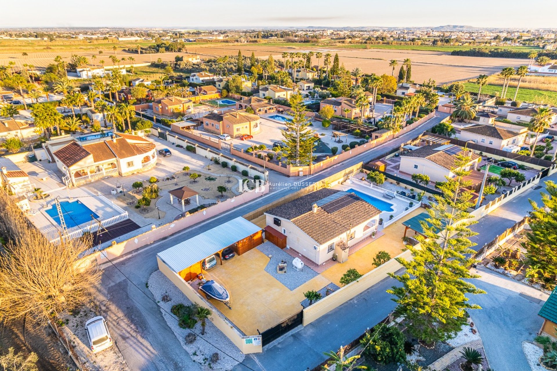 Resale - Villa -
CATRAL - Catral