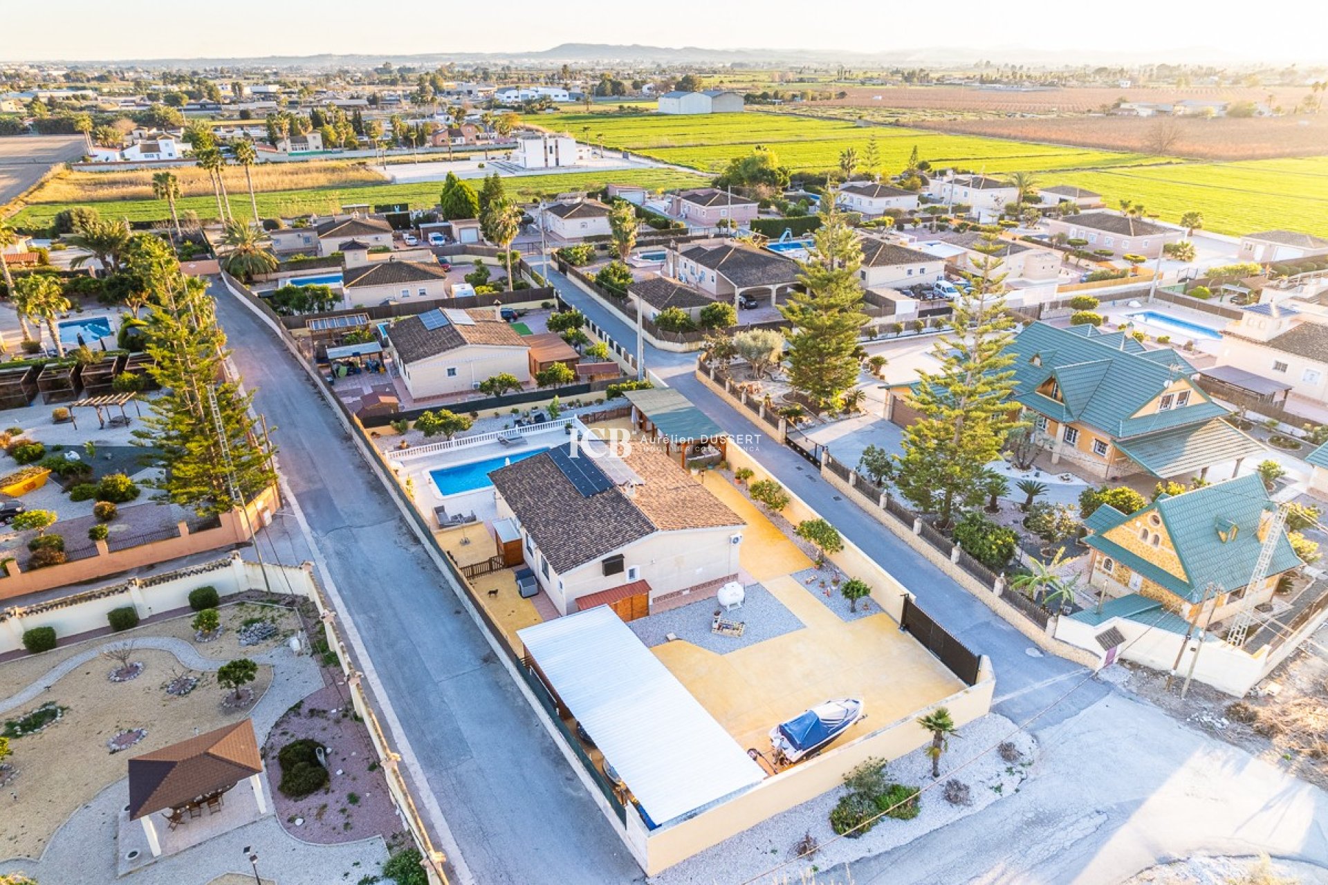 Resale - Villa -
CATRAL - Catral