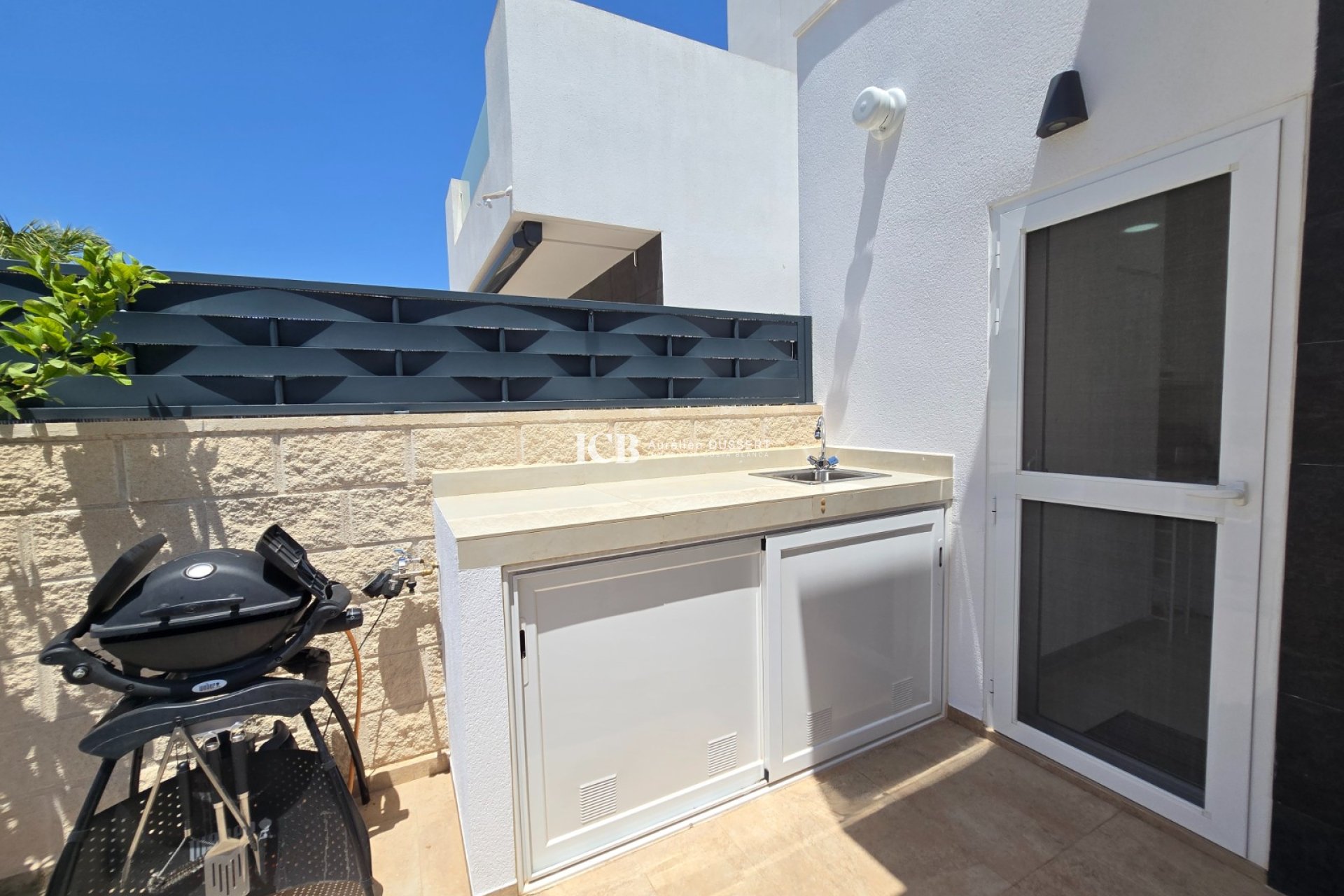 Resale - Villa * -
Ciudad Quesada * - Doña Pepa *