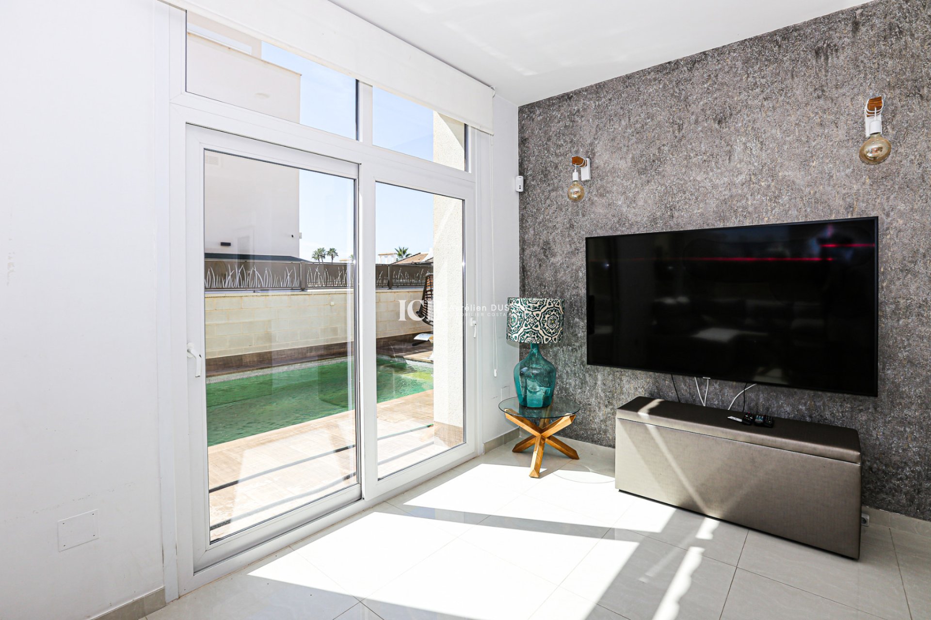 Resale - Villa -
Ciudad Quesada